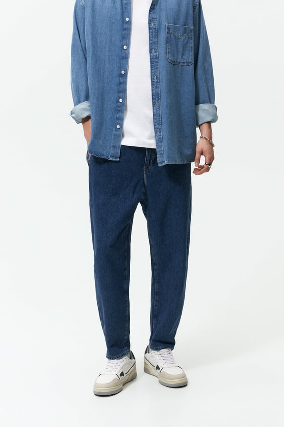 SLOUCHY FIT JEANS
