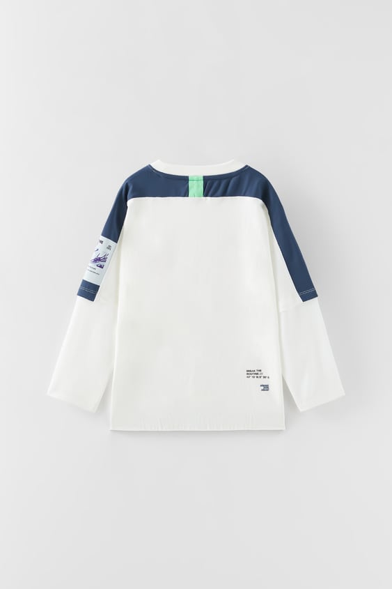 ATHLETIC SHIRT WITH BANDAS