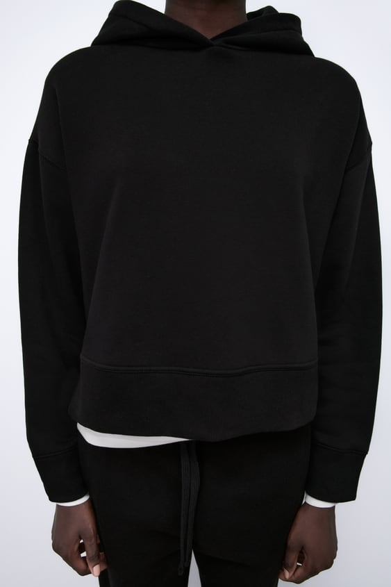 HOODED RIB SWEATSHIRT