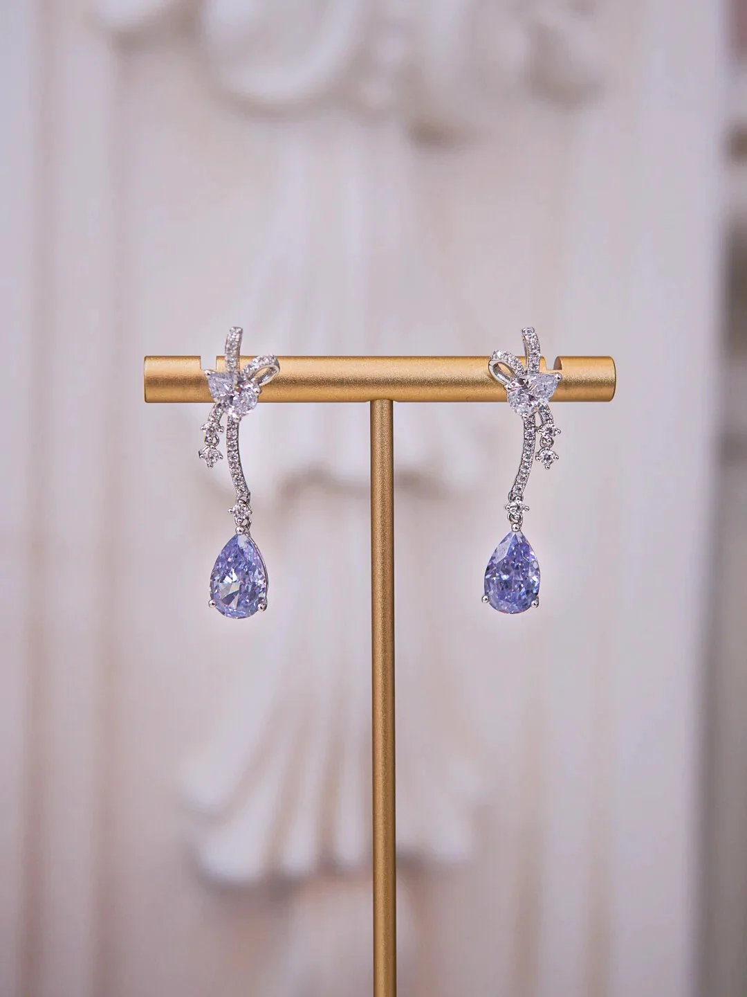 LAFIT  �� Peri Fairy - Earrings �{��ɫ��͸�Ќ�ʯ���h