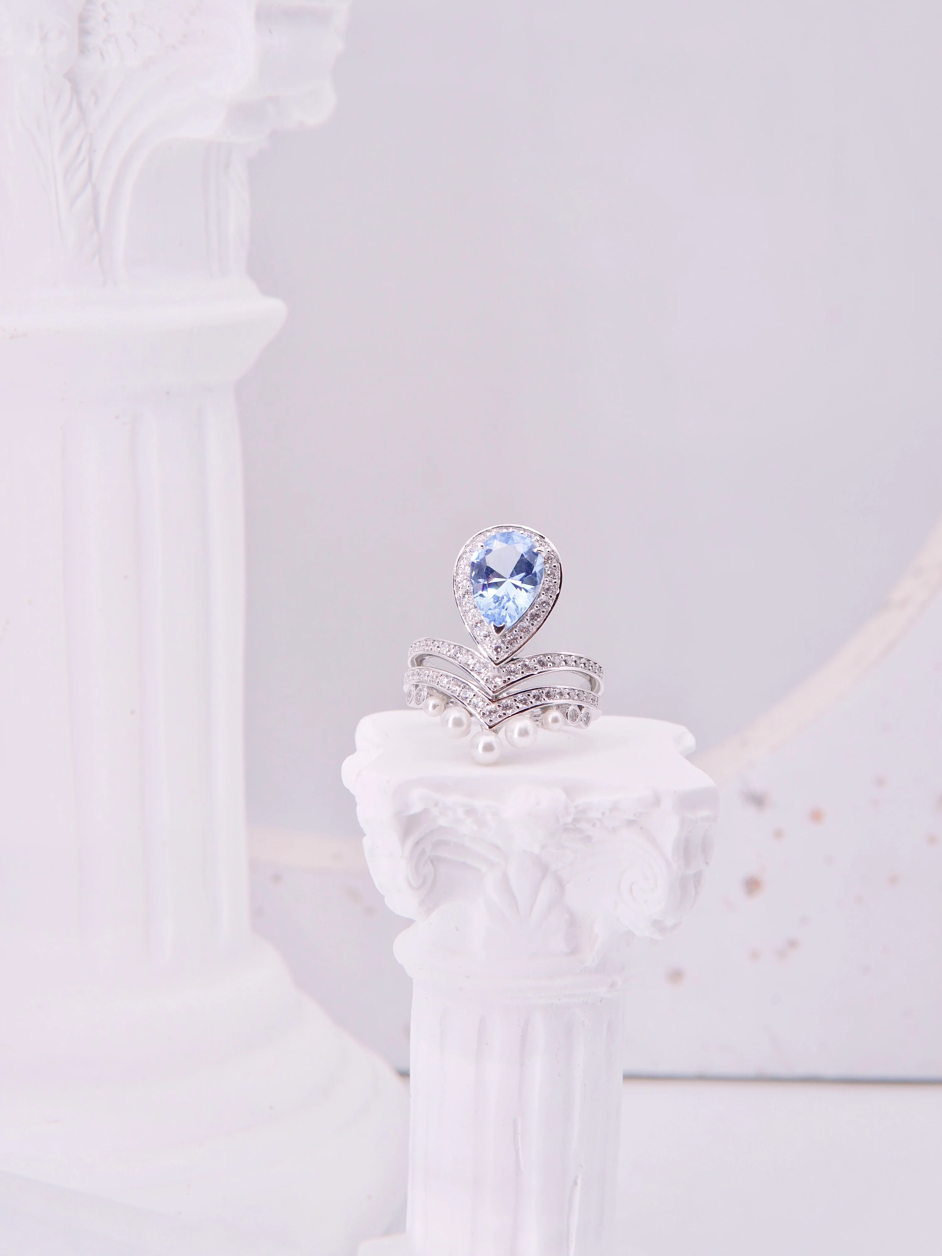 LAFIT�� Heart of Venus (Crystal Blue) - Ring  �F��Ů���{ʯ�p�ӽ�ָ