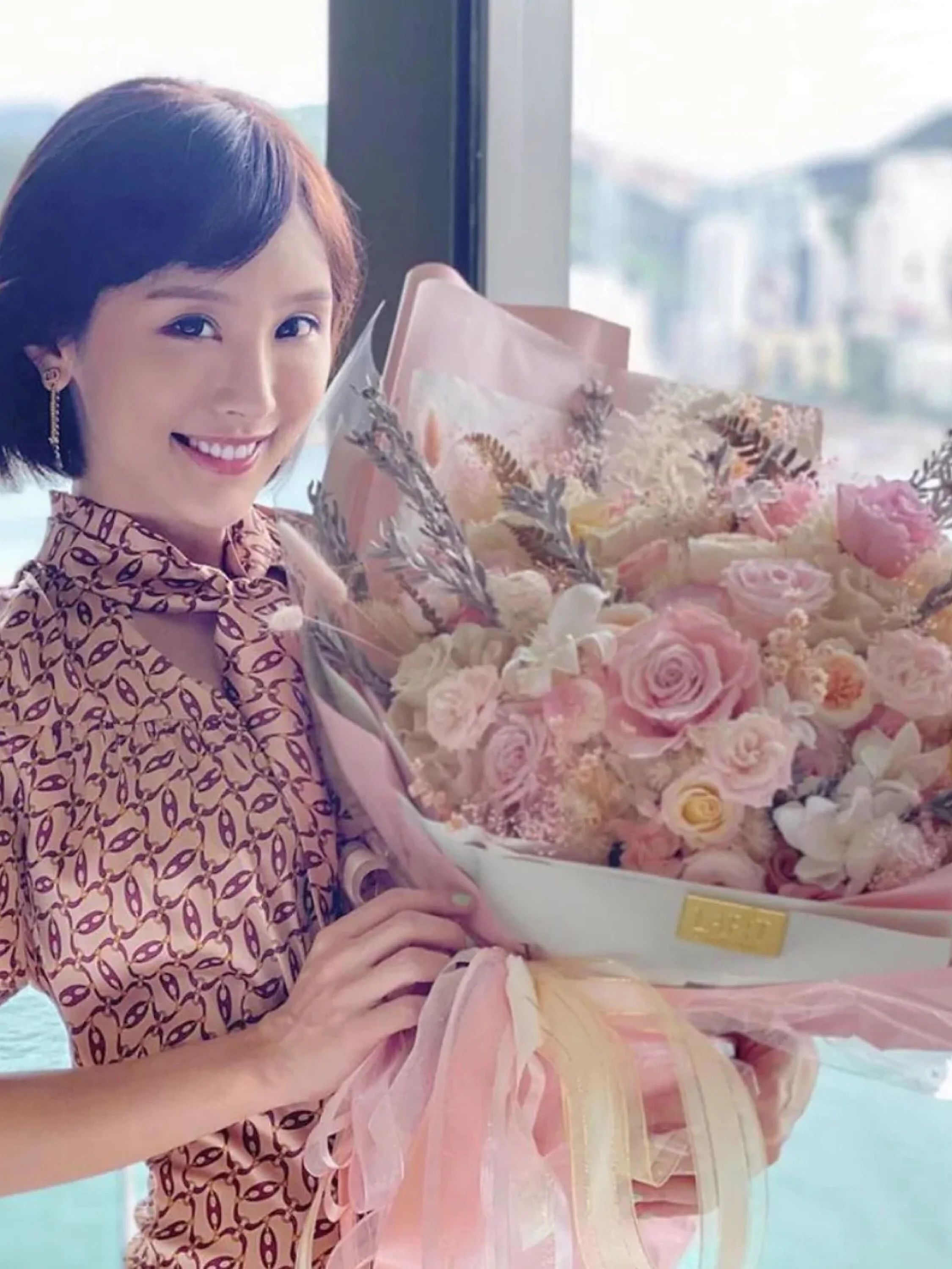 LAFIT明星首選永生花束 �?Blushing Love