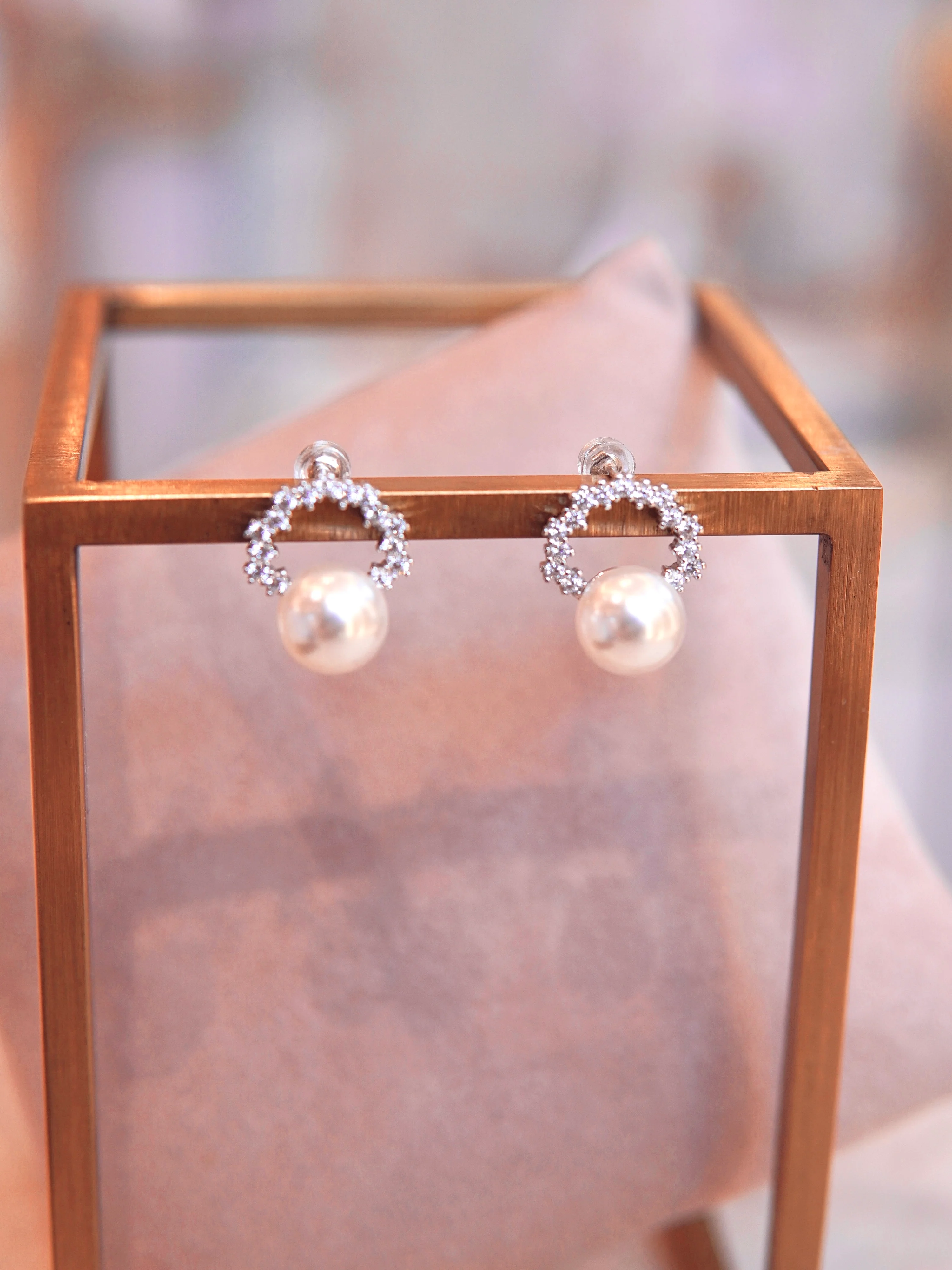 LAFIT  �� Glimmer Baby - Earrings �OӋ�ЊW����ˮ����������h