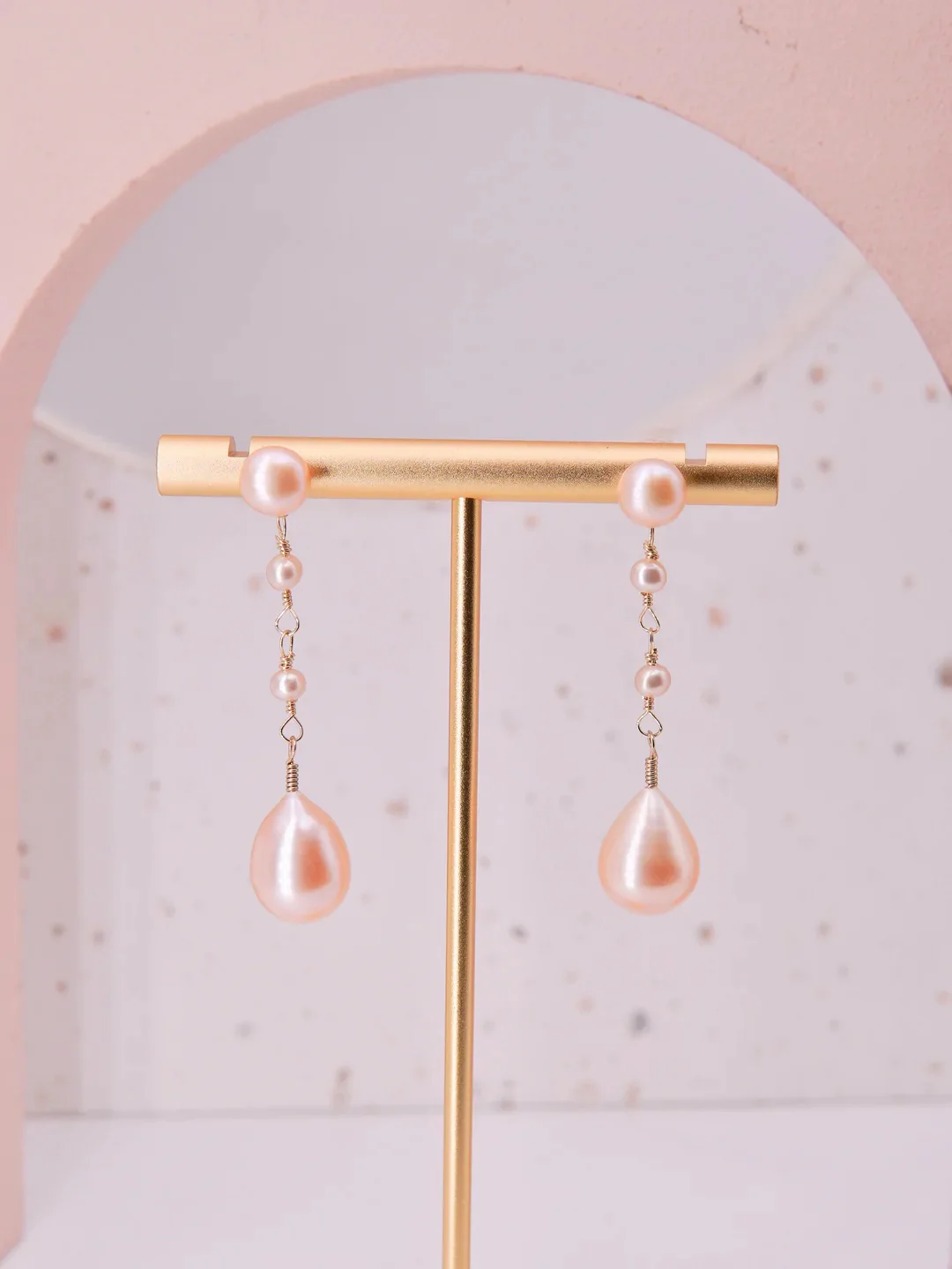 LAFIT· Blush Fairy - Gift Set 仙氣蜜桃色珍珠首飾套�?Bracelet & Earrings)