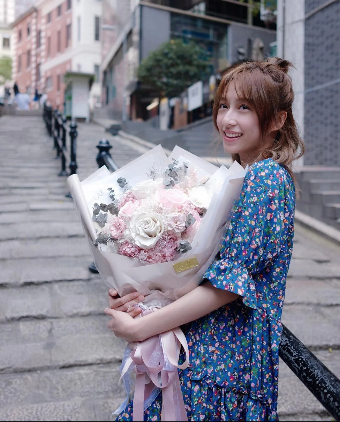 LAFIT明星首選永生�?�?Lovely Kiss