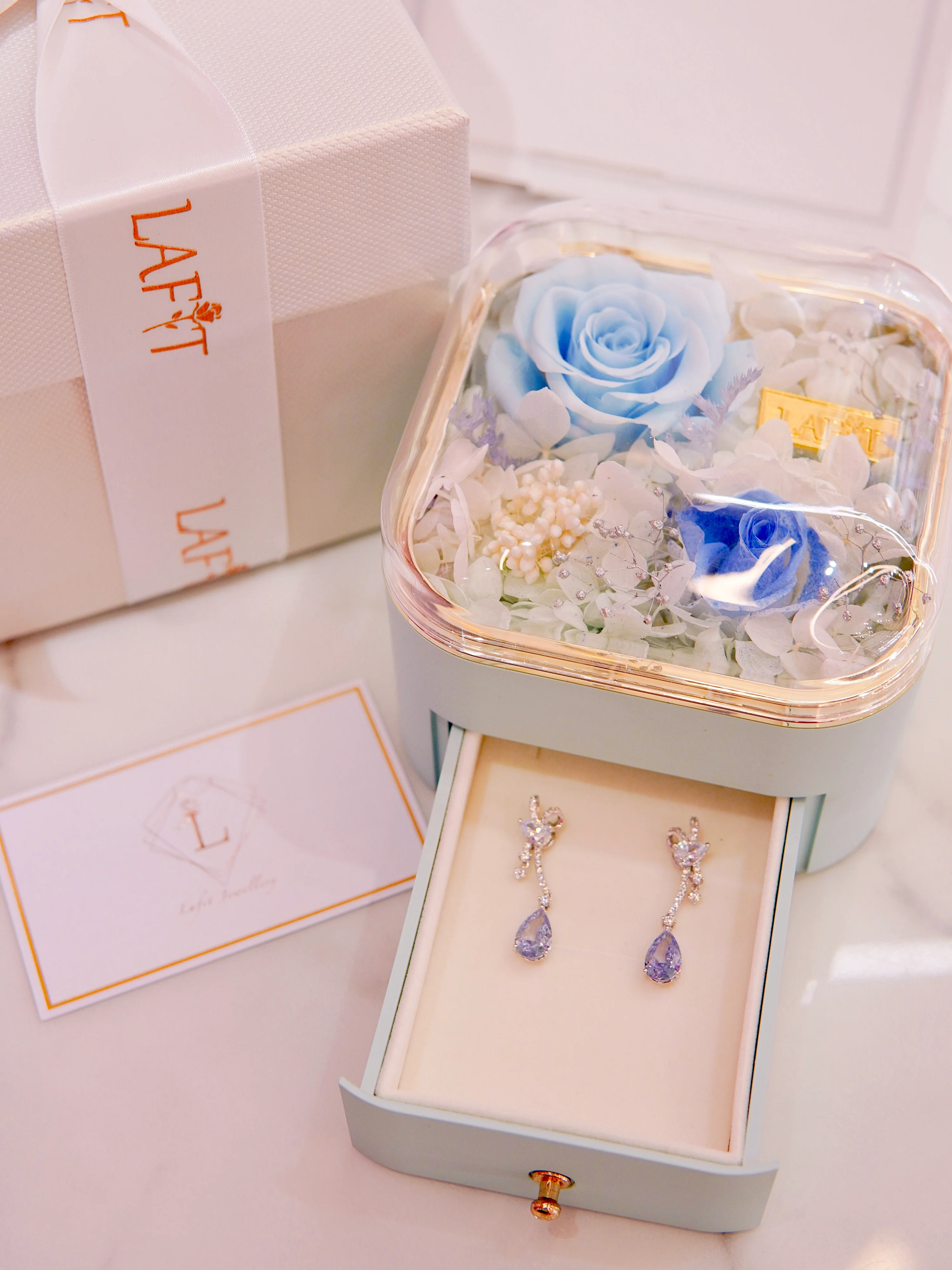 LAFIT  �� Peri Fairy - Earrings �{��ɫ��͸�Ќ�ʯ���h