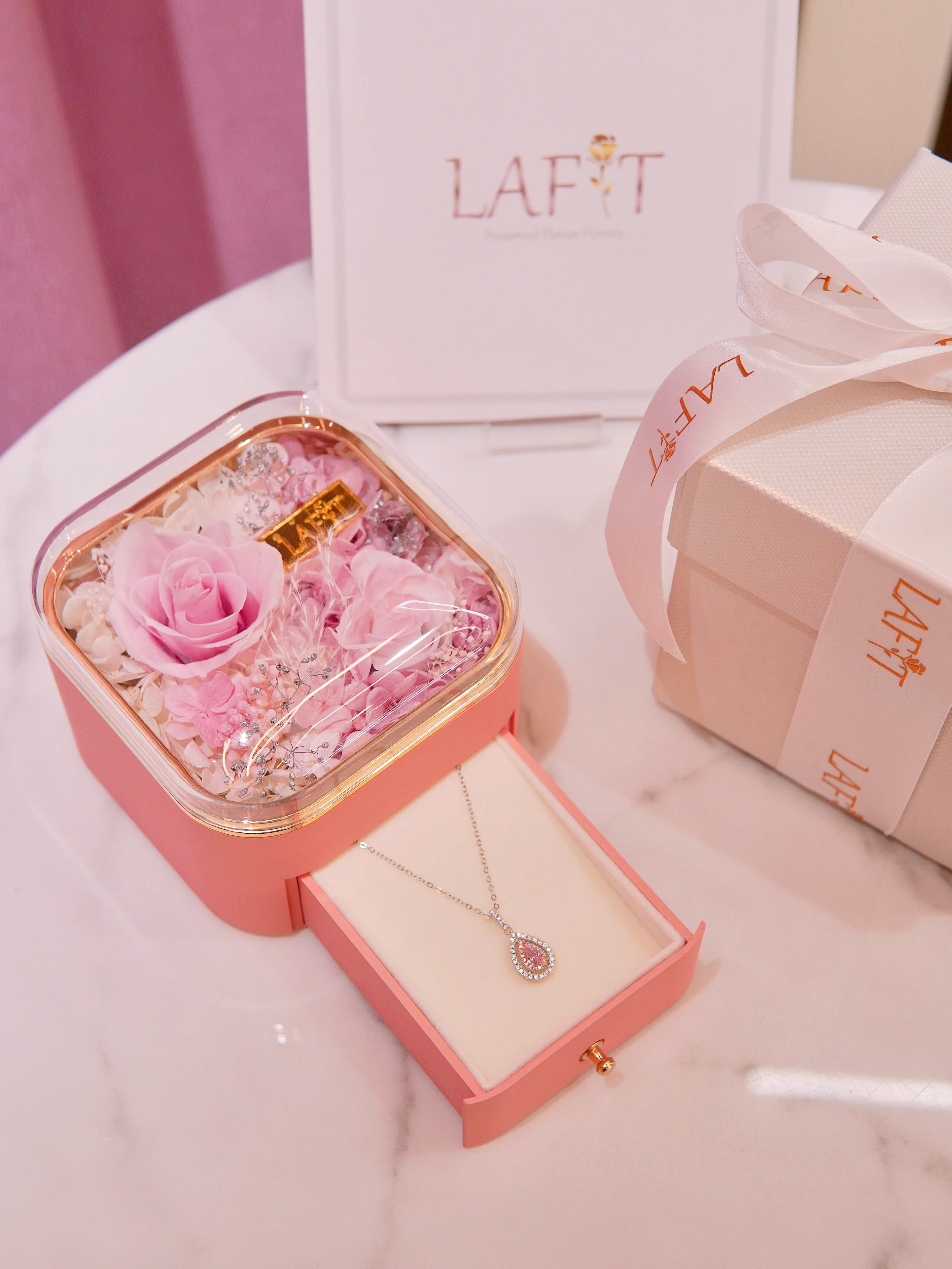 LAFIT �� Sakura Angel - Necklace �ۙ�ˮ��ˮ���ͷۼt��ʯ�i�