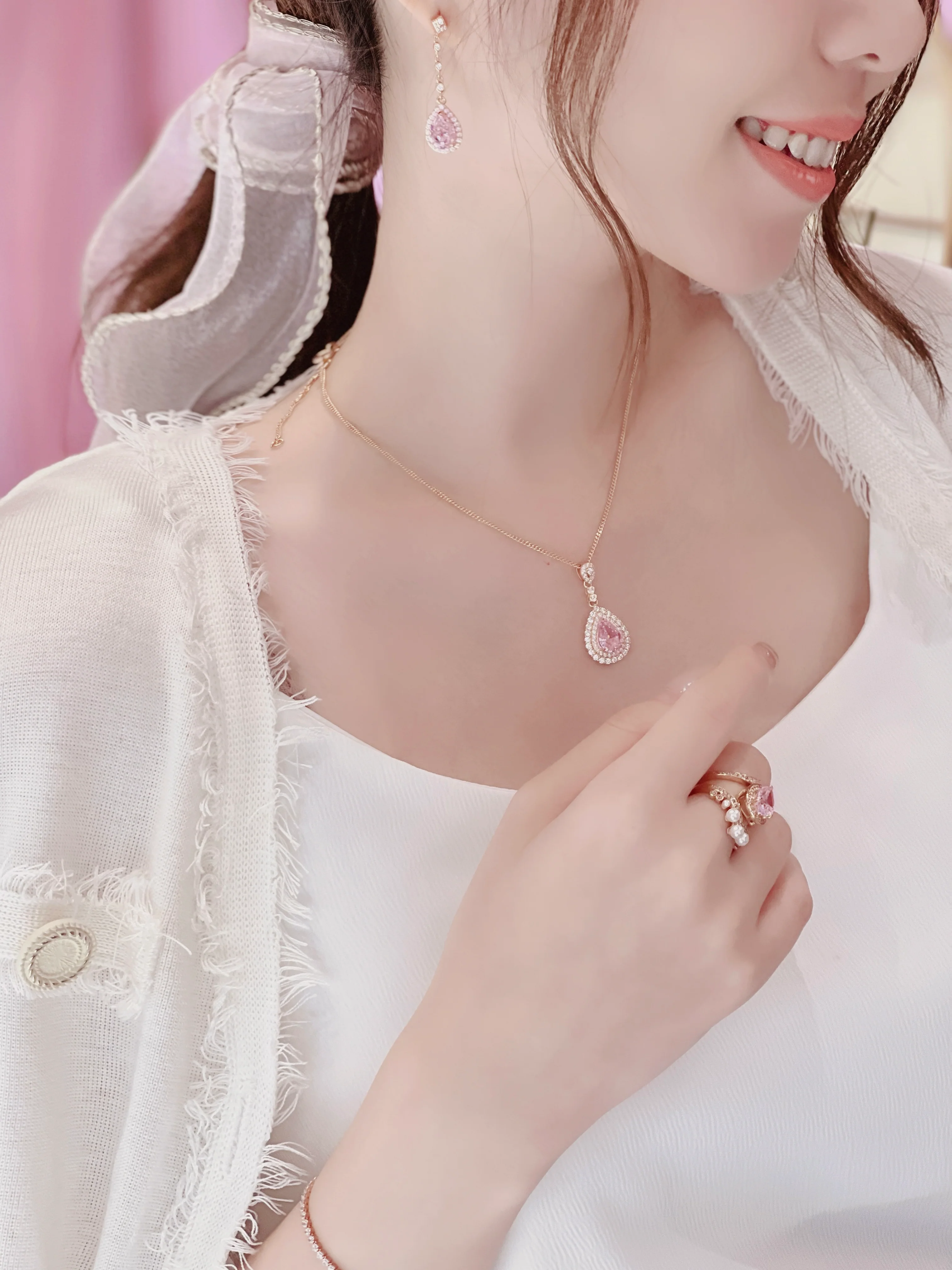 LAFIT�� Heart of Venus(Sakura Pink) - Necklace �ɚ�ѷ�Ħ��ʯ�i�