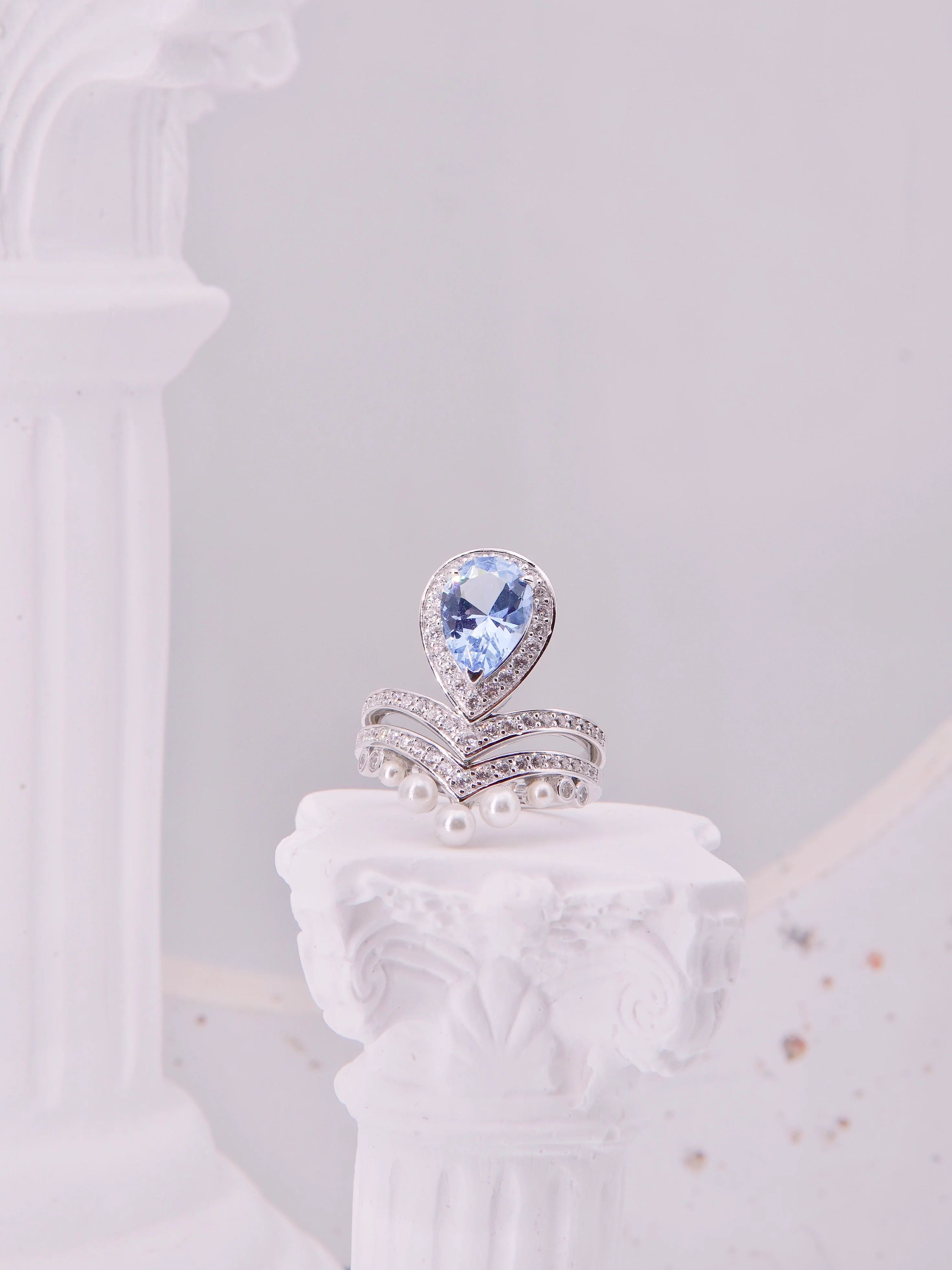 LAFIT�� Heart of Venus (Crystal Blue) - Ring  �F��Ů���{ʯ�p�ӽ�ָ