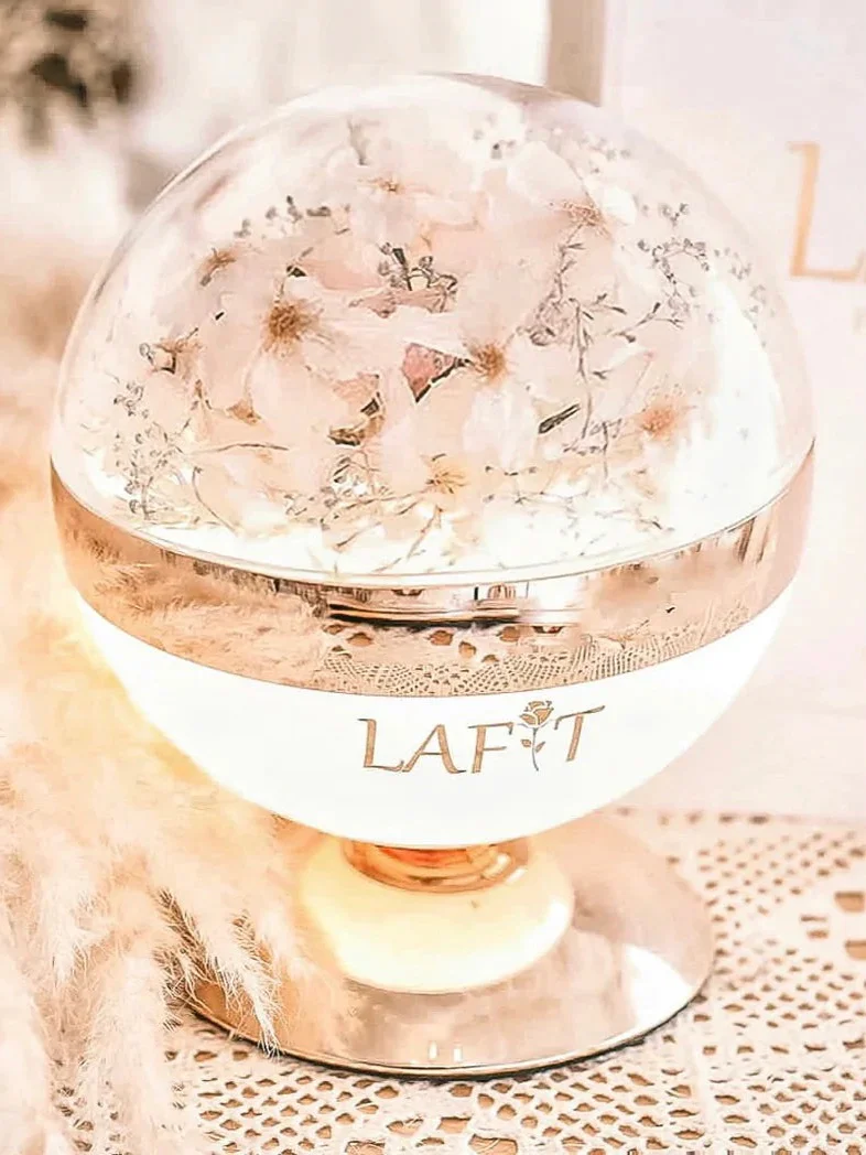 LAFIT - 明星首選永生花藝擺設�?The SAKURA (with white Sakura )