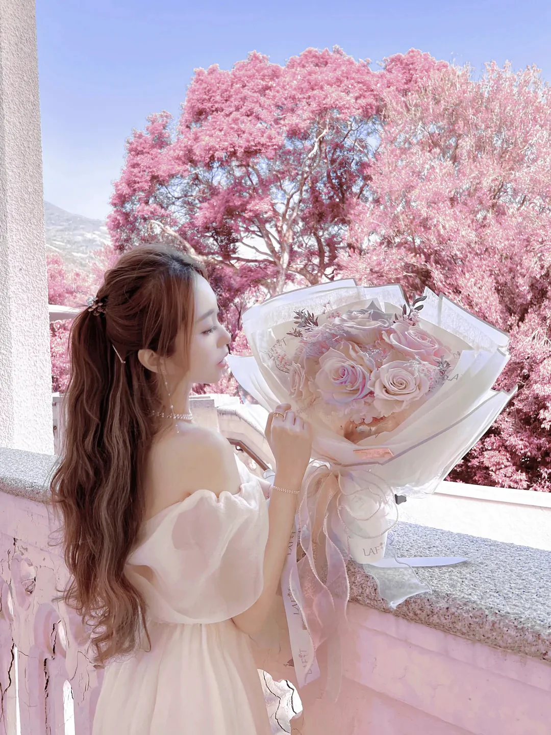 LAFIT夢幻漸變永生花束 �?Perfect like You