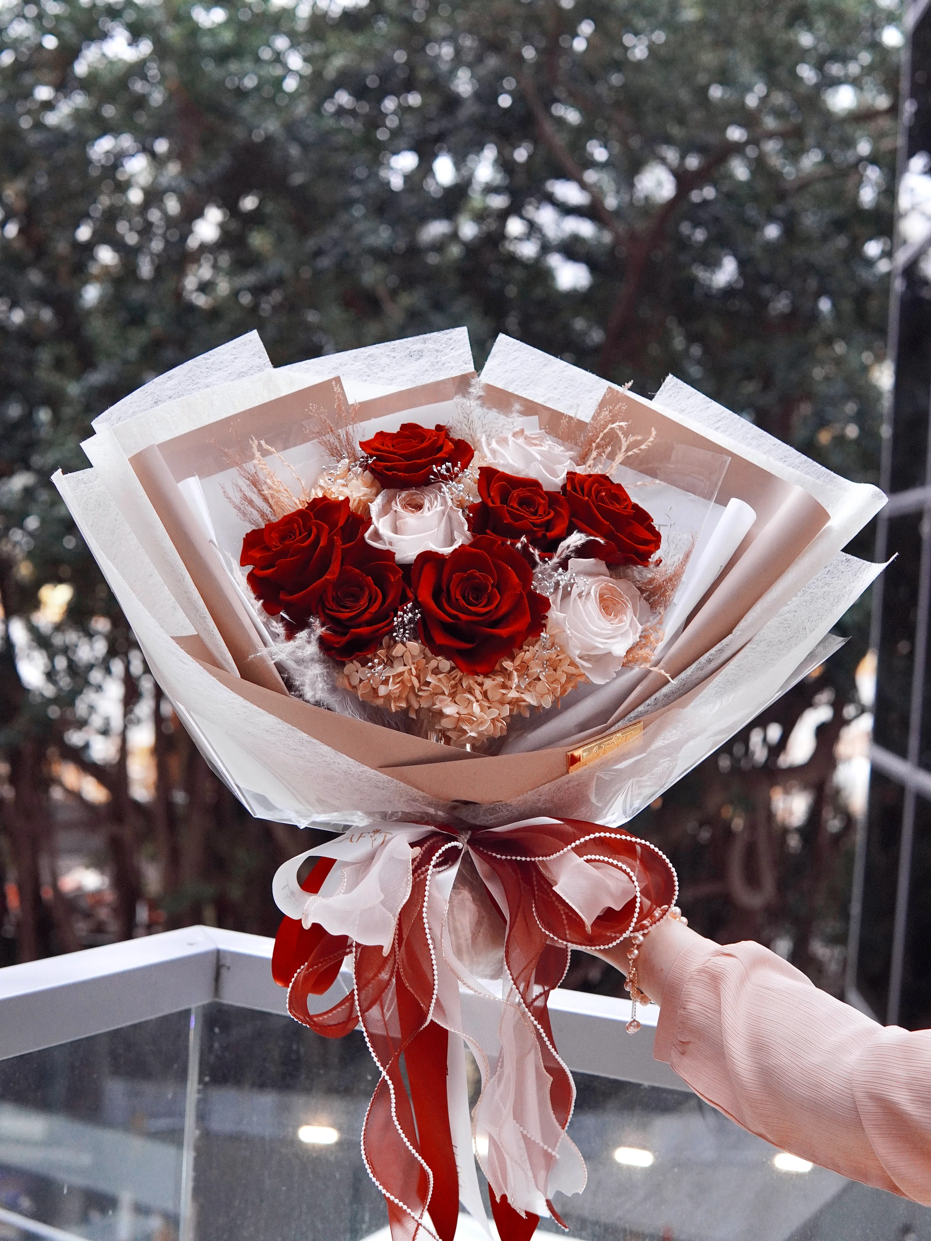 LAFIT 夢幻浪漫永生花束 �?Diamond Loveland系列 (Noble Red)