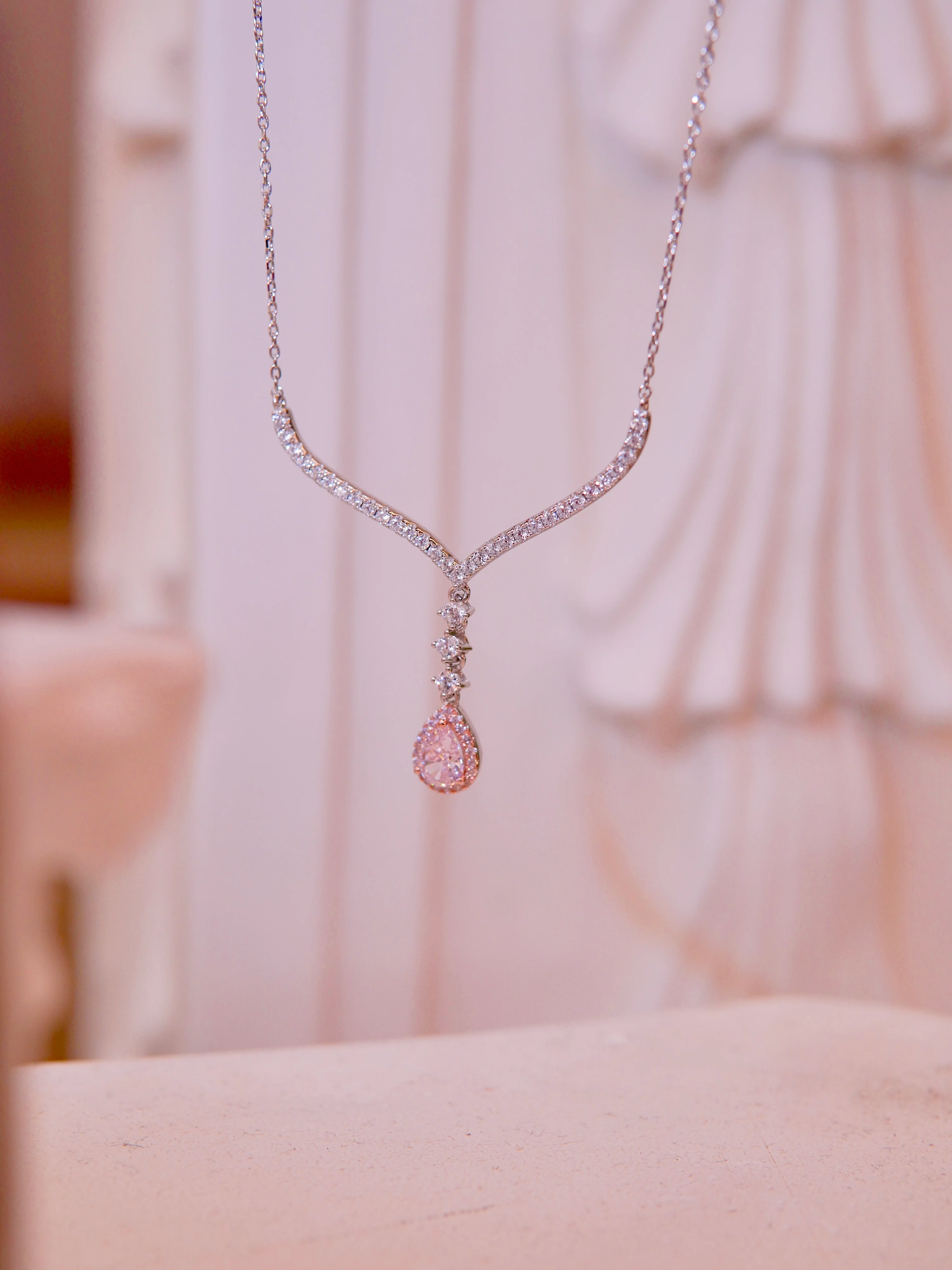 LAFIT�� Goddess Destiny - Necklace �����OӋ朷��Ů��ʯ�i�