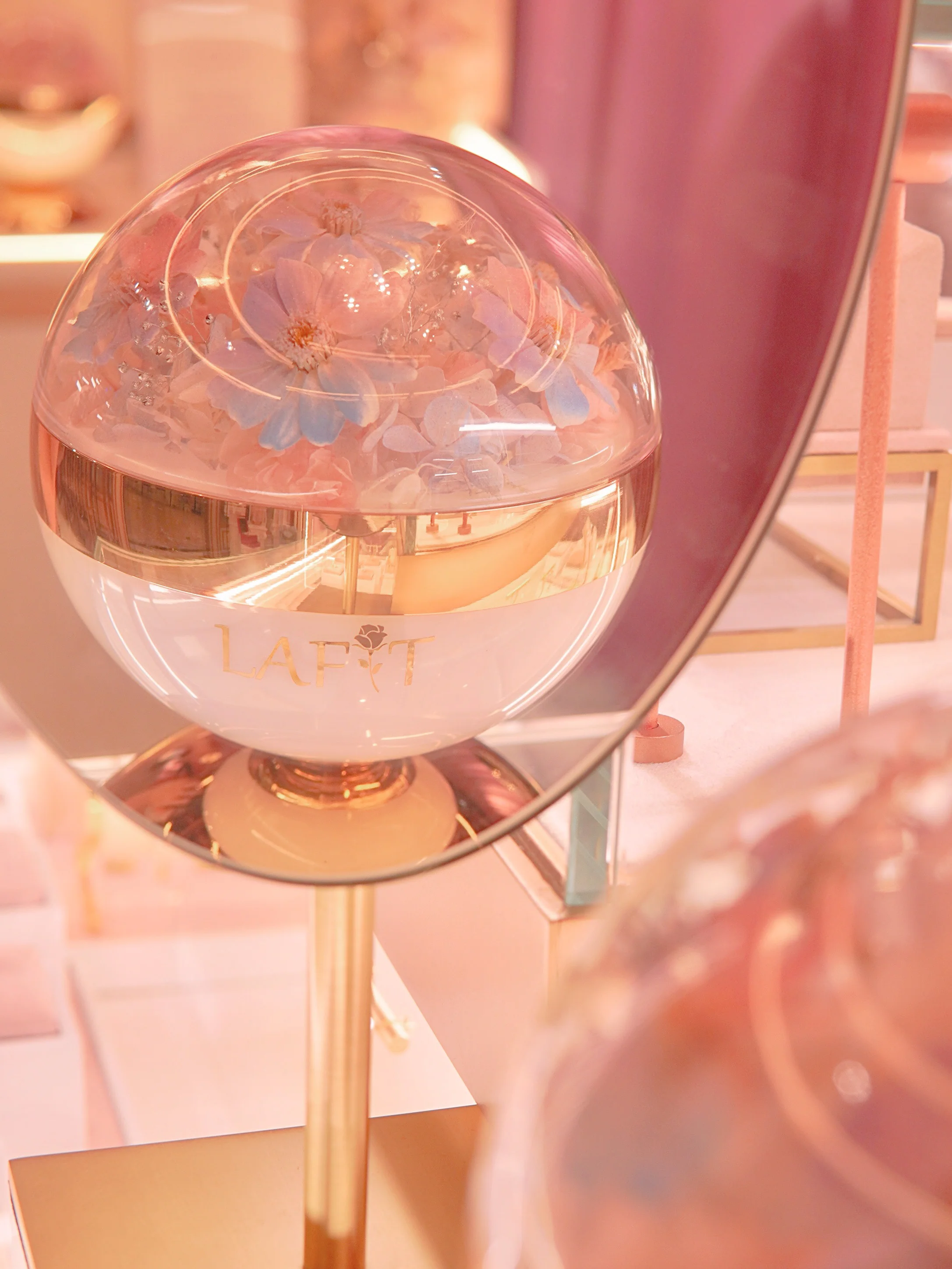 LAFIT 夢幻仙氣永生花藝擺設 · The Warmest Wishes - Unicorn