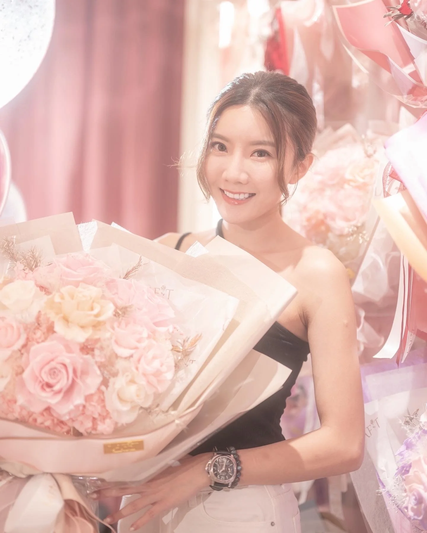 LAFIT明星首選永生花束 �?Angelic Elegance