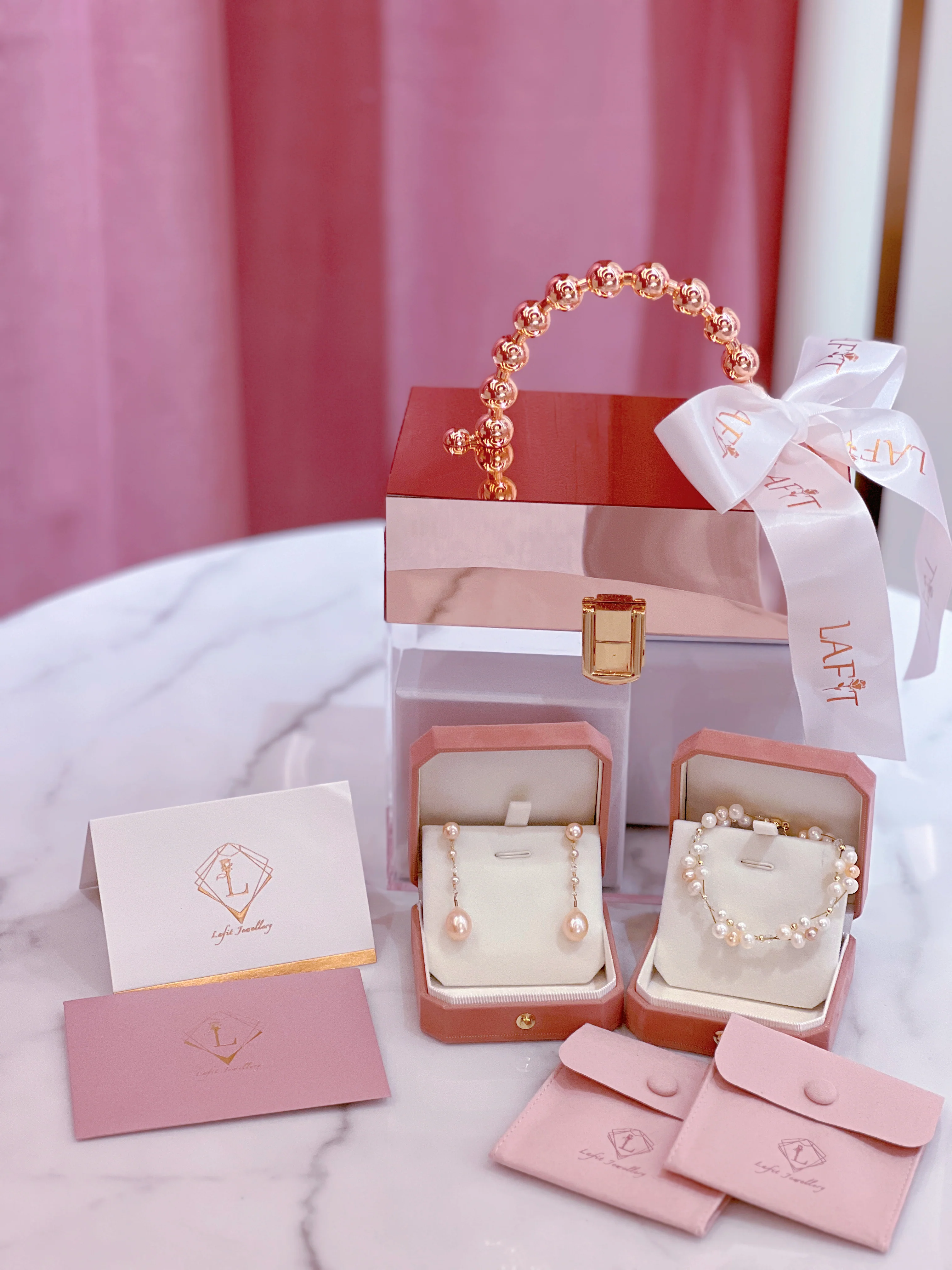 LAFIT· Blush Fairy - Gift Set 仙氣蜜桃色珍珠首飾套�?Bracelet & Earrings)
