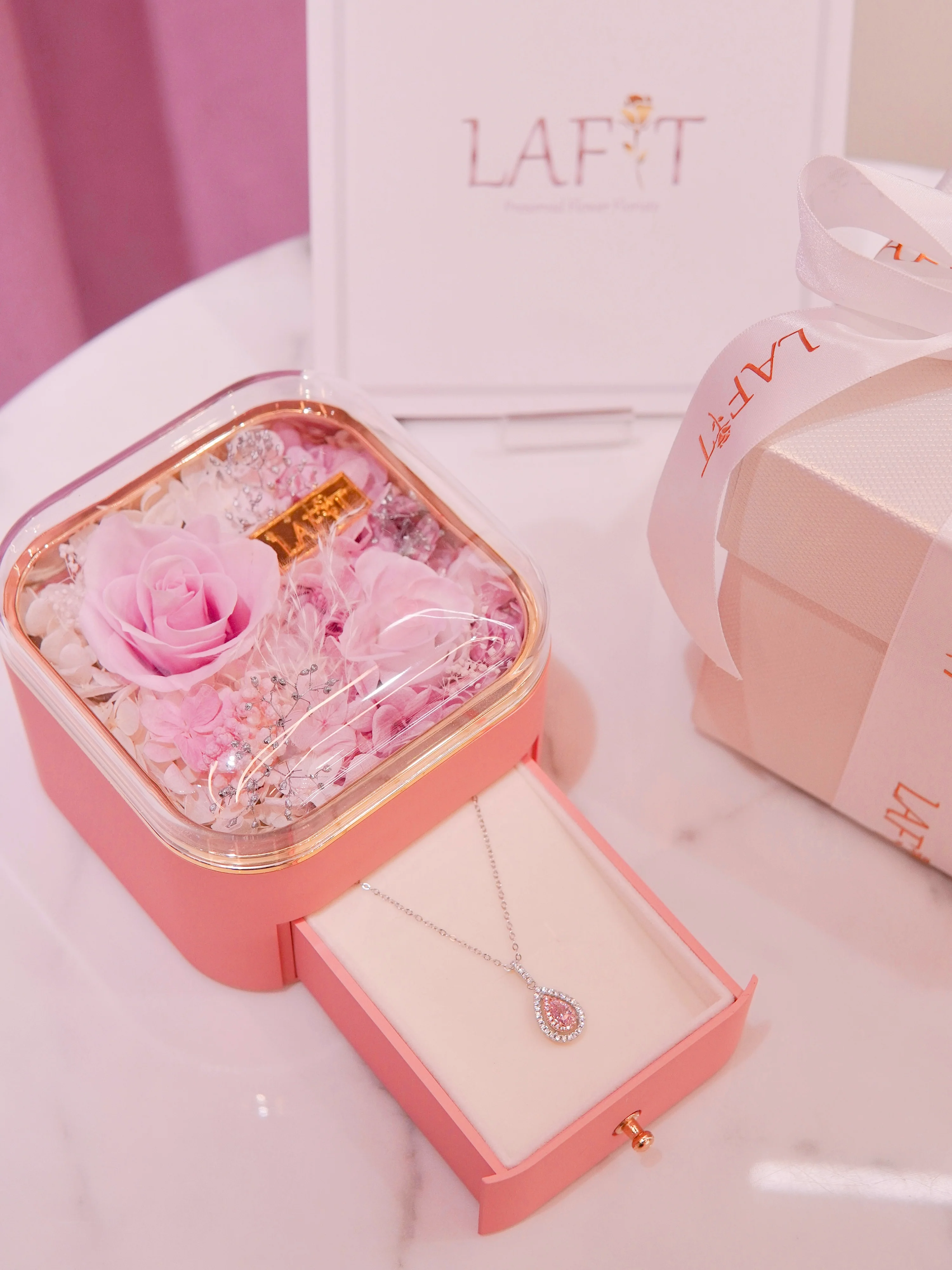 LAFIT �� Sakura Angel - Necklace �ۙ�ˮ��ˮ���ͷۼt��ʯ�i�