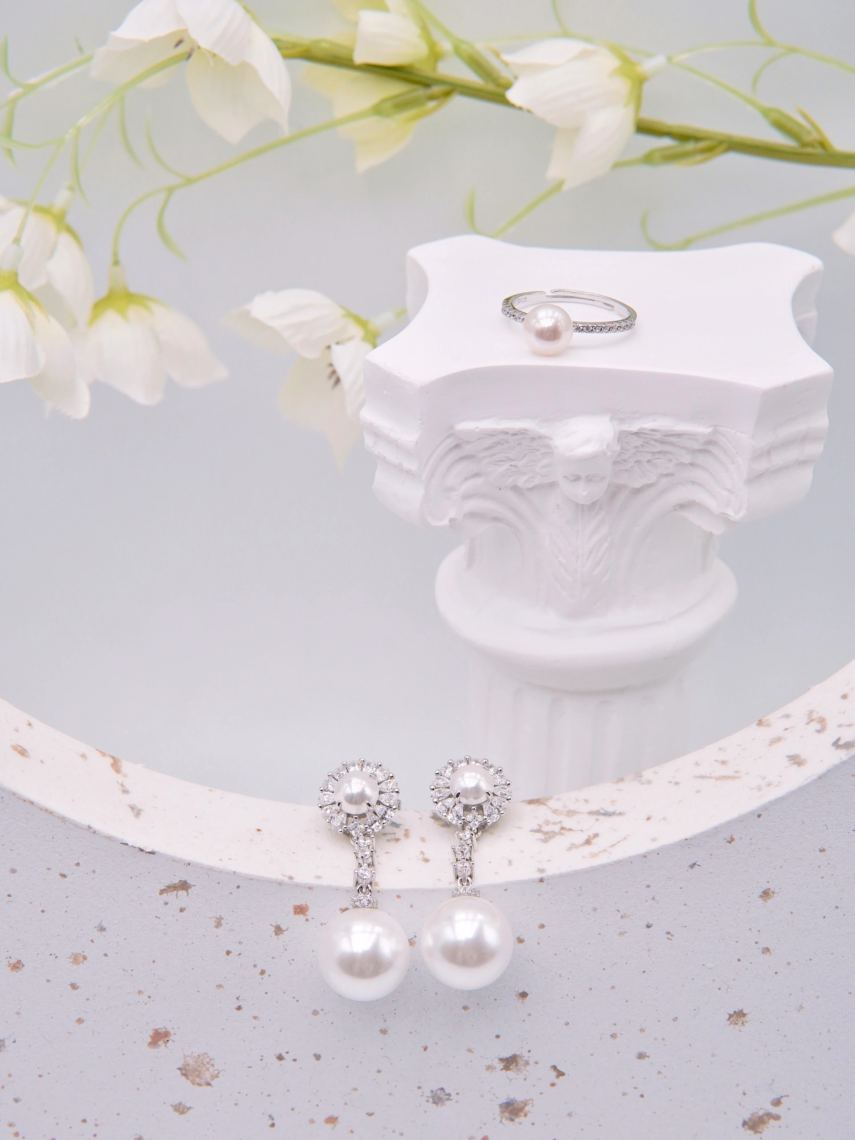 LAFIT �� Over the moon -Earrings �ǿ�֮�����F���f���h