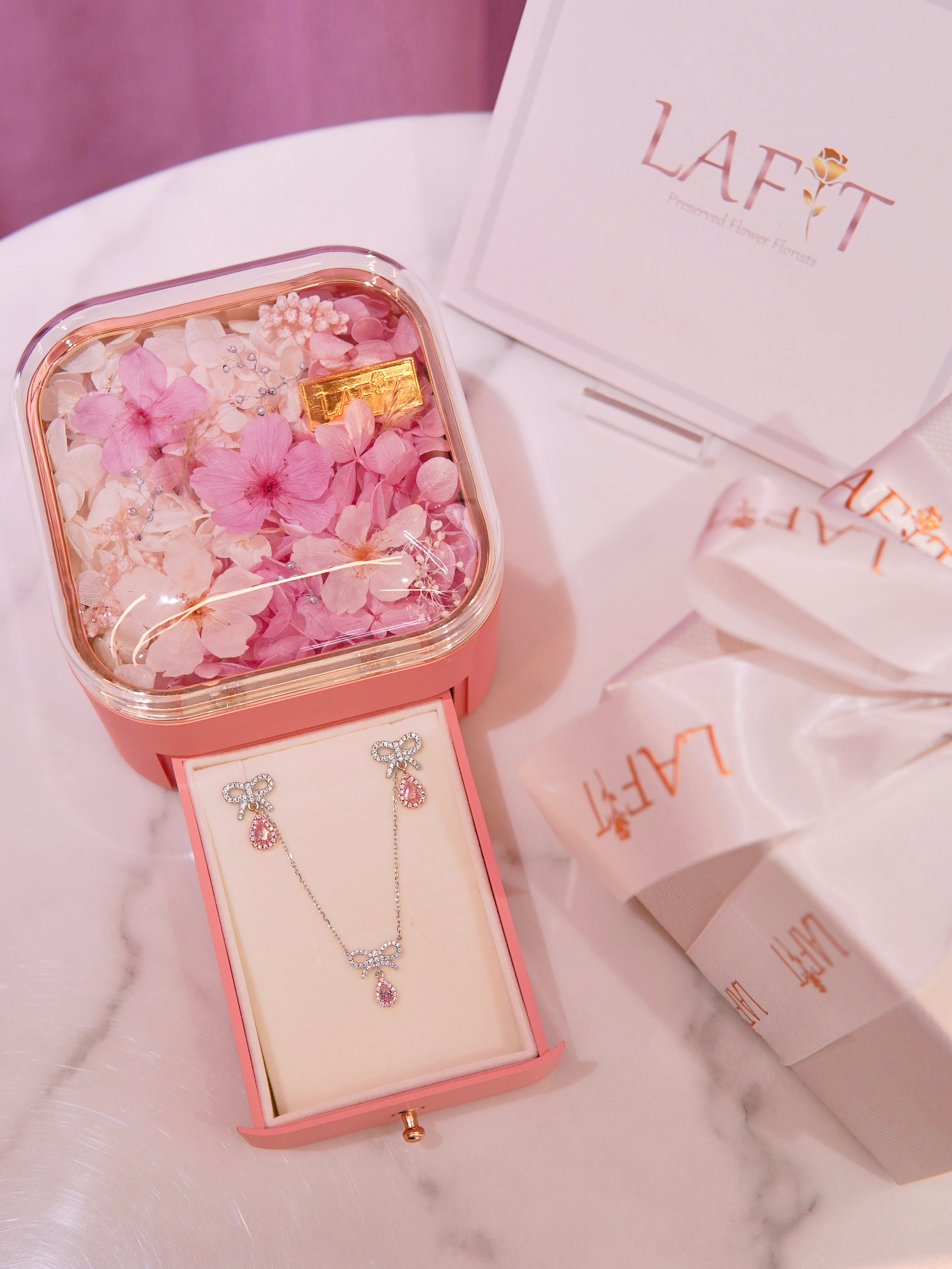 LAFIT�� Paradise Crystal - Earrings �ɚ�к����Y��荶��h