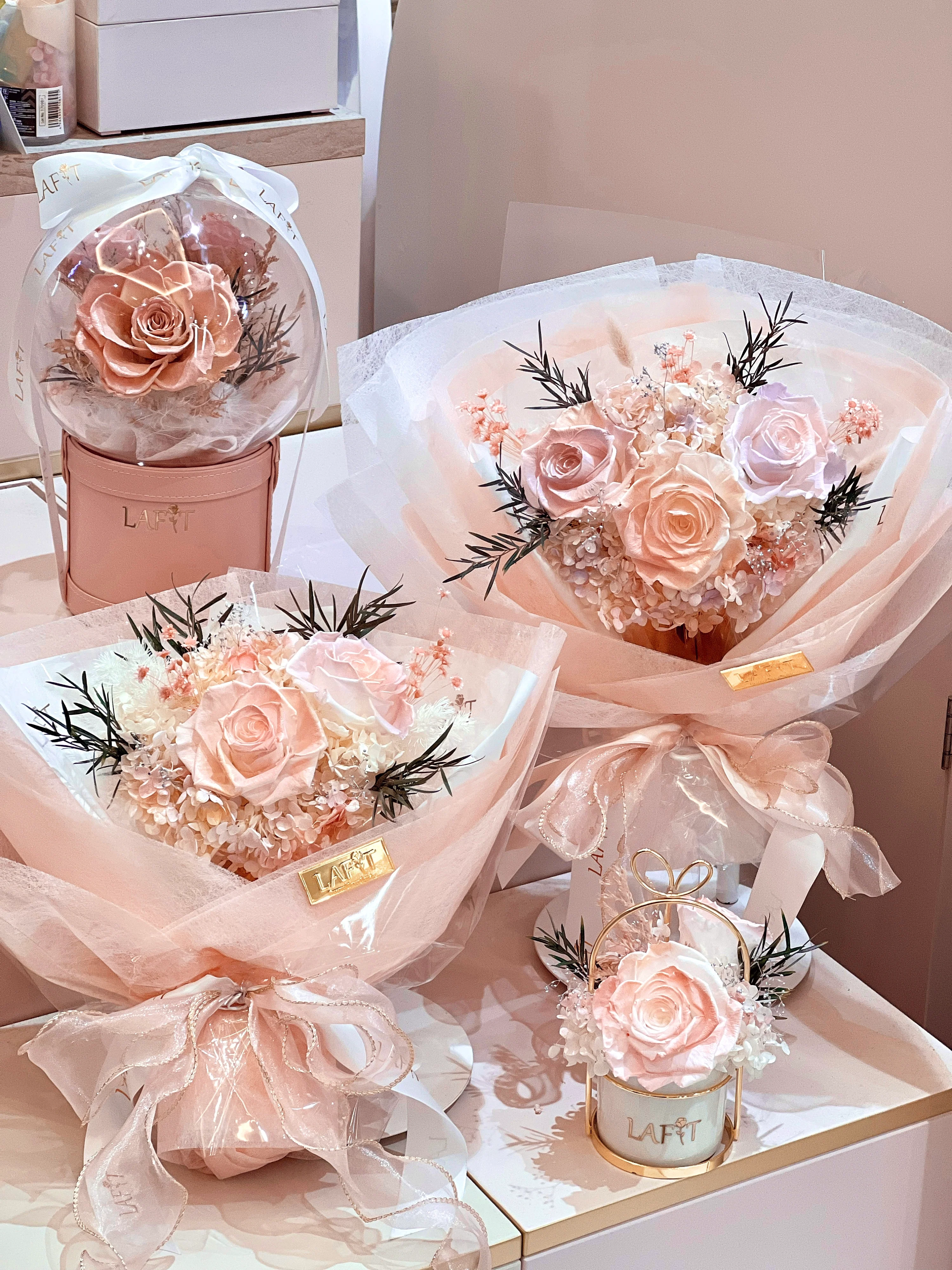 LAFIT法式浪漫永生花束 �?EVERLASTING LOVE- Sweet Lilac - S