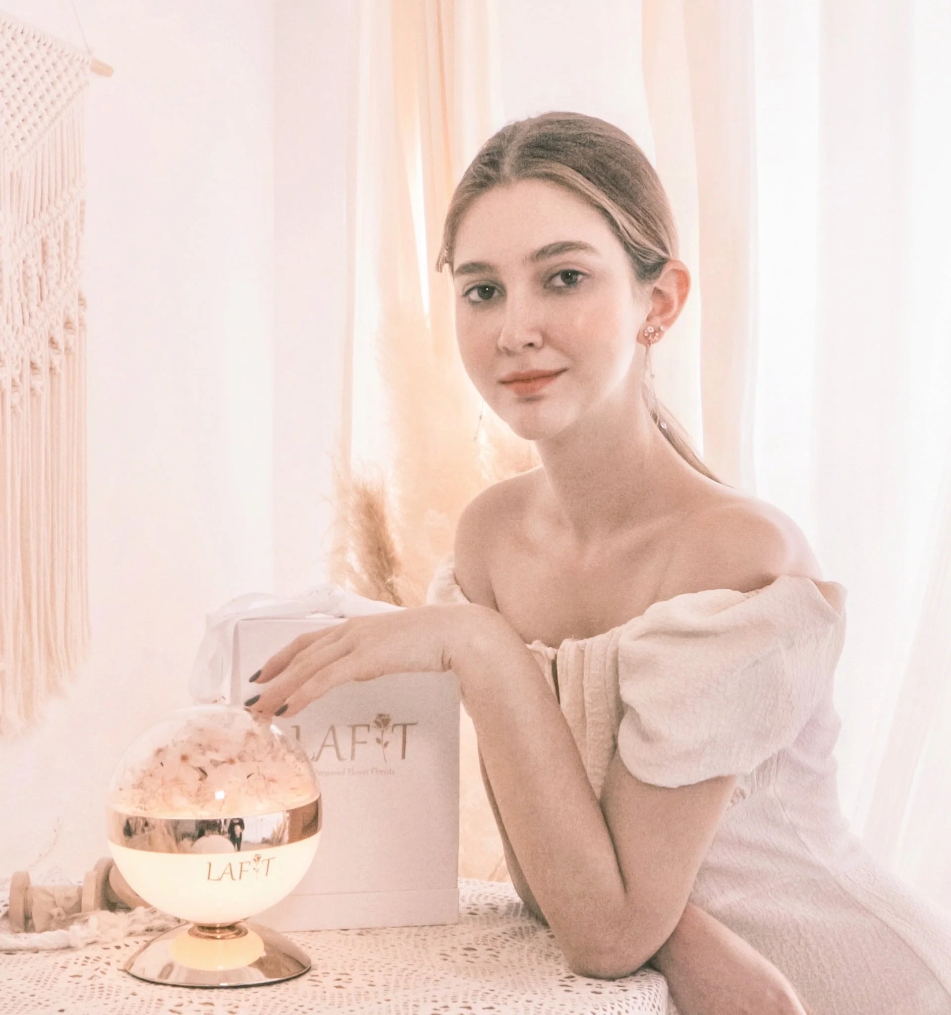 LAFIT 夢幻仙氣永生花藝擺設 · THE SAKURA - Pastel Pink (with white sakura)