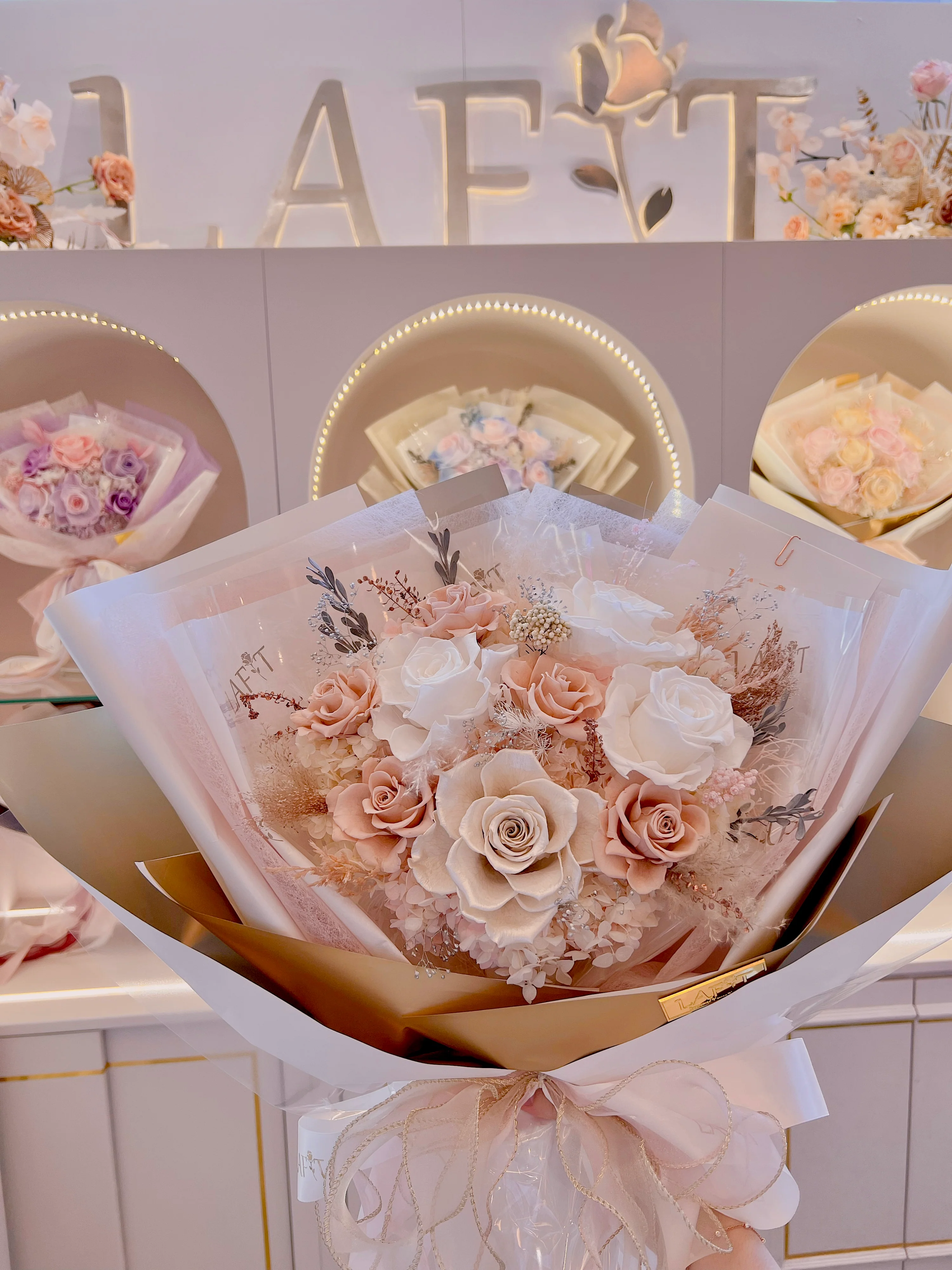 LAFIT法式優雅永生花束 �?Sunrise kiss