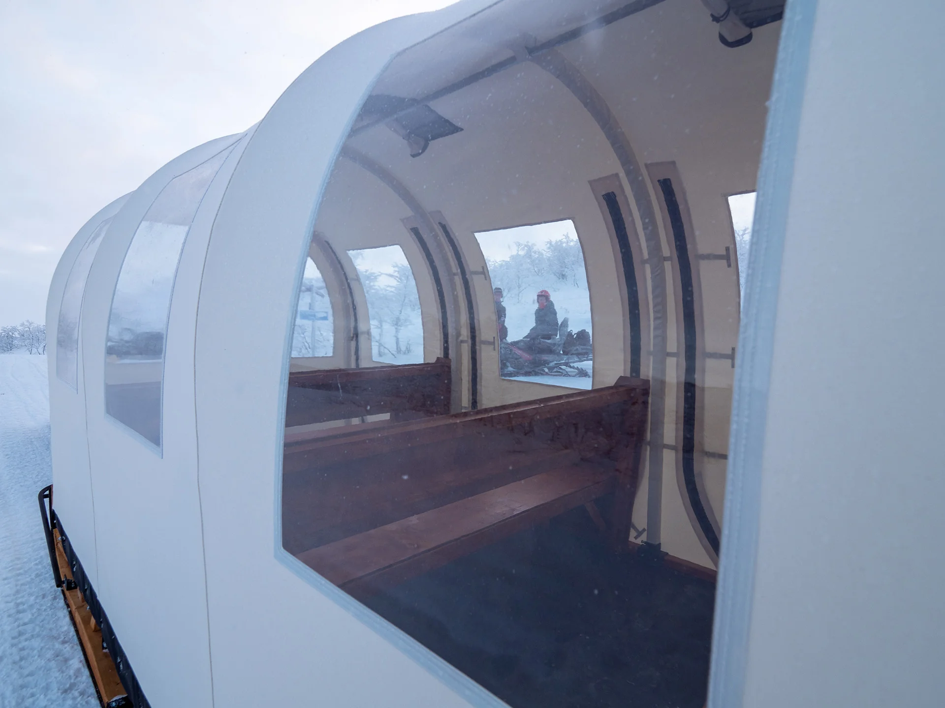 Diligense - transporter