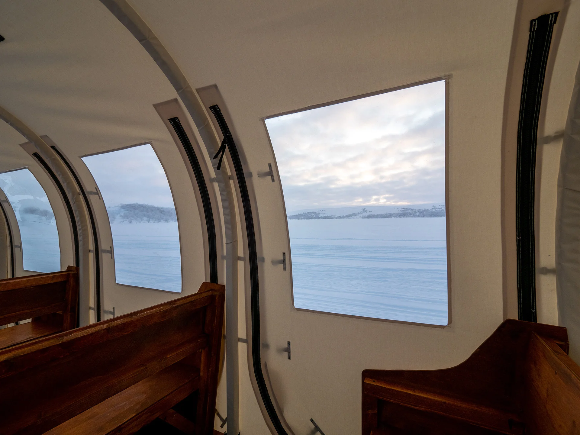 Diligense - transporter