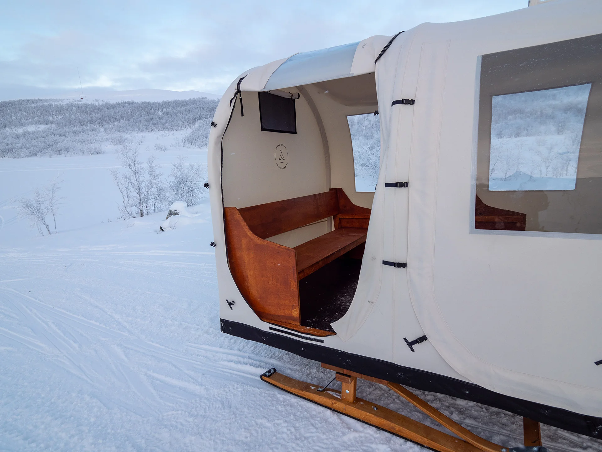 Diligense - transporter