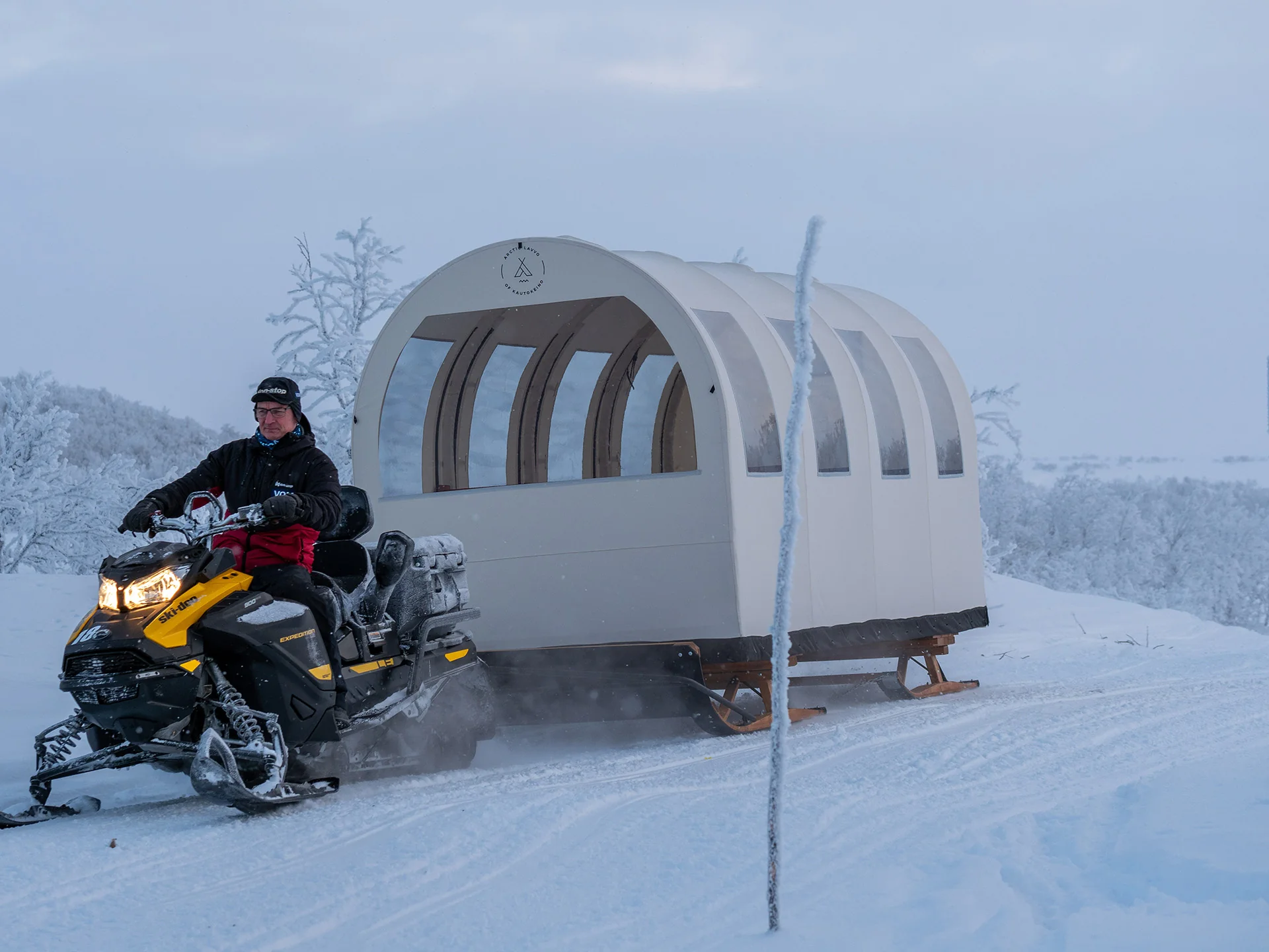 Diligense - transporter