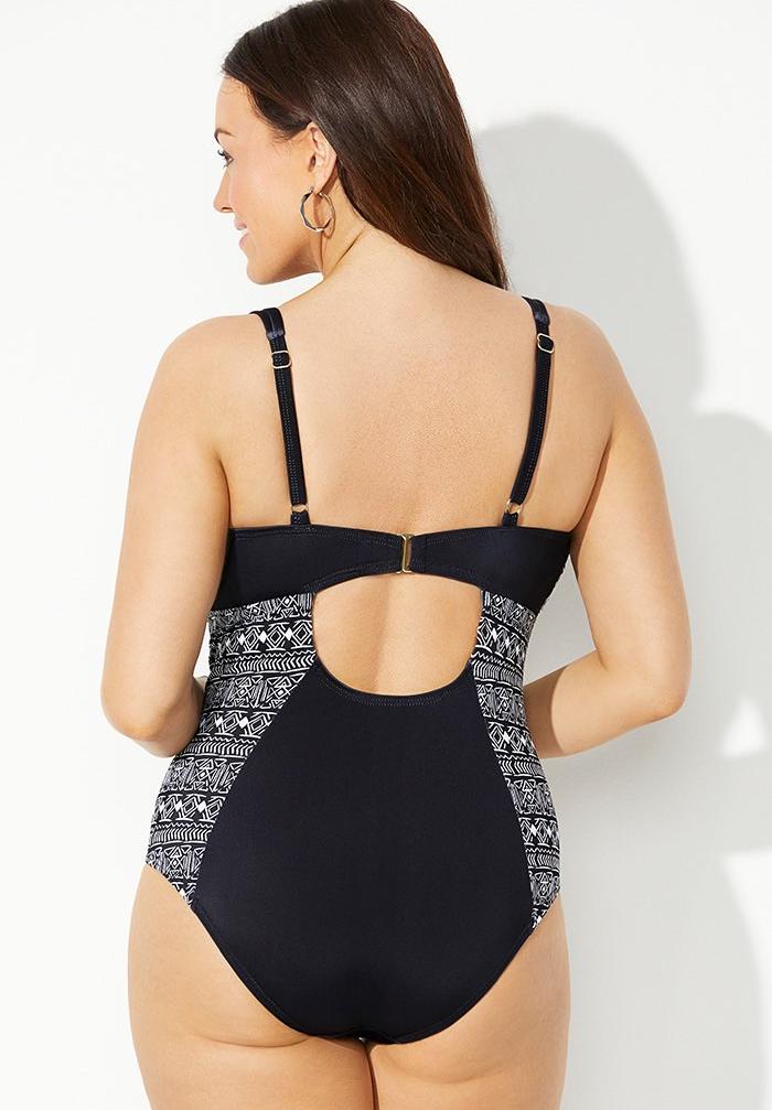 V-Neck Ring One Piece Swimsuit