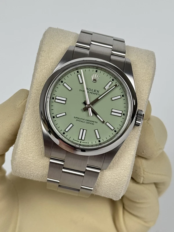 ROLEX Oyster Perpetual 41mm 134300-0006