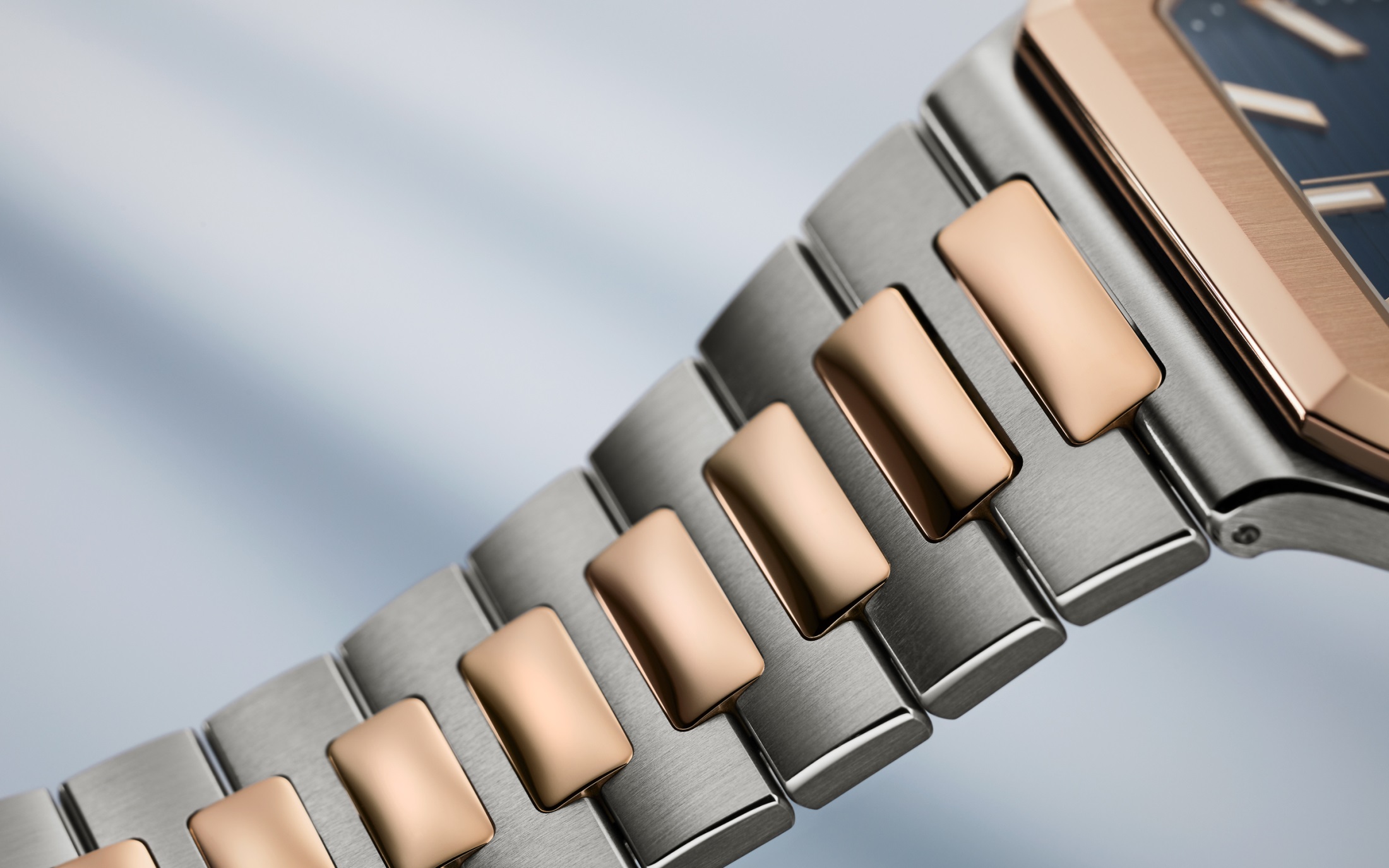 5821/1AR – Patek Philippe CUBITUS