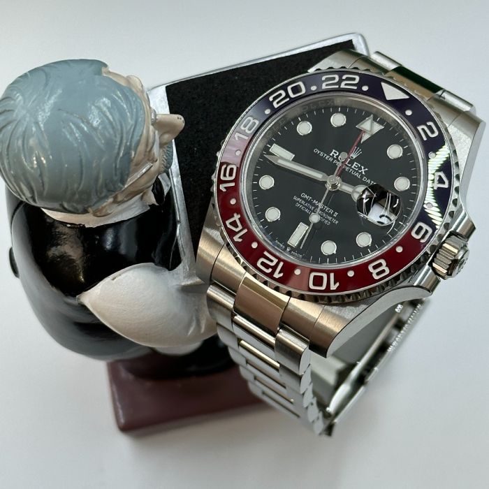 Rolex GMT Master II PEPSI Oyster 40mm 126710BLRO