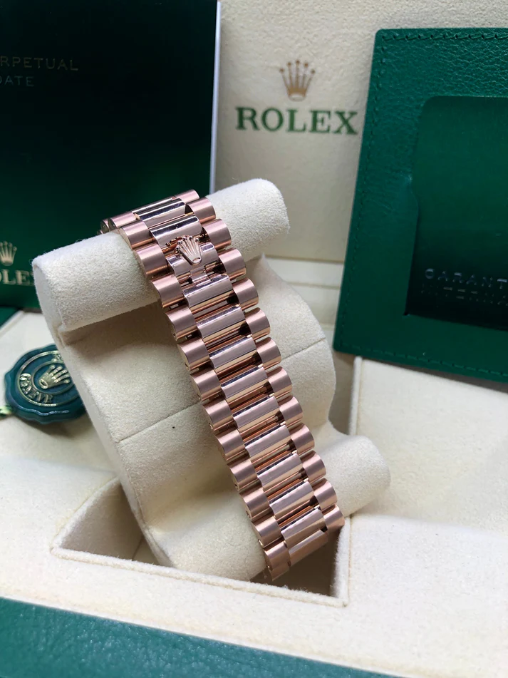 Rolex Day-Date 40 18k Everose Gold Olive Green Dial 60th Anniversary Men's Watch M228235-0025