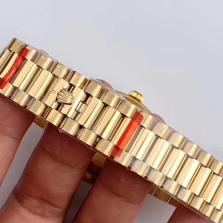 Rolex Day-Date 36-118238-83208