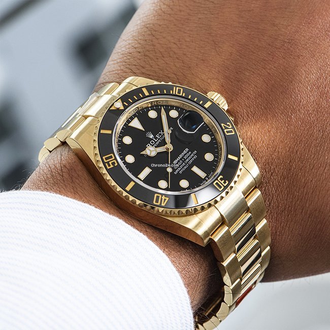 Rolex Perpetual Submariner Date 41mm Black Dial Yellow Gold 126618LN