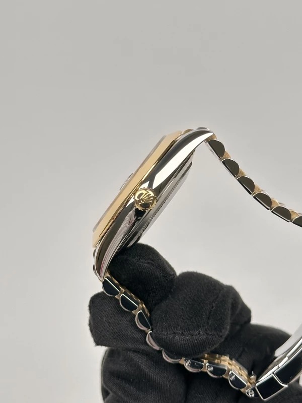 Rolex Datejust 41 Oyster, 41 mm, Oystersteel and yellow gold Reference 126303-0020