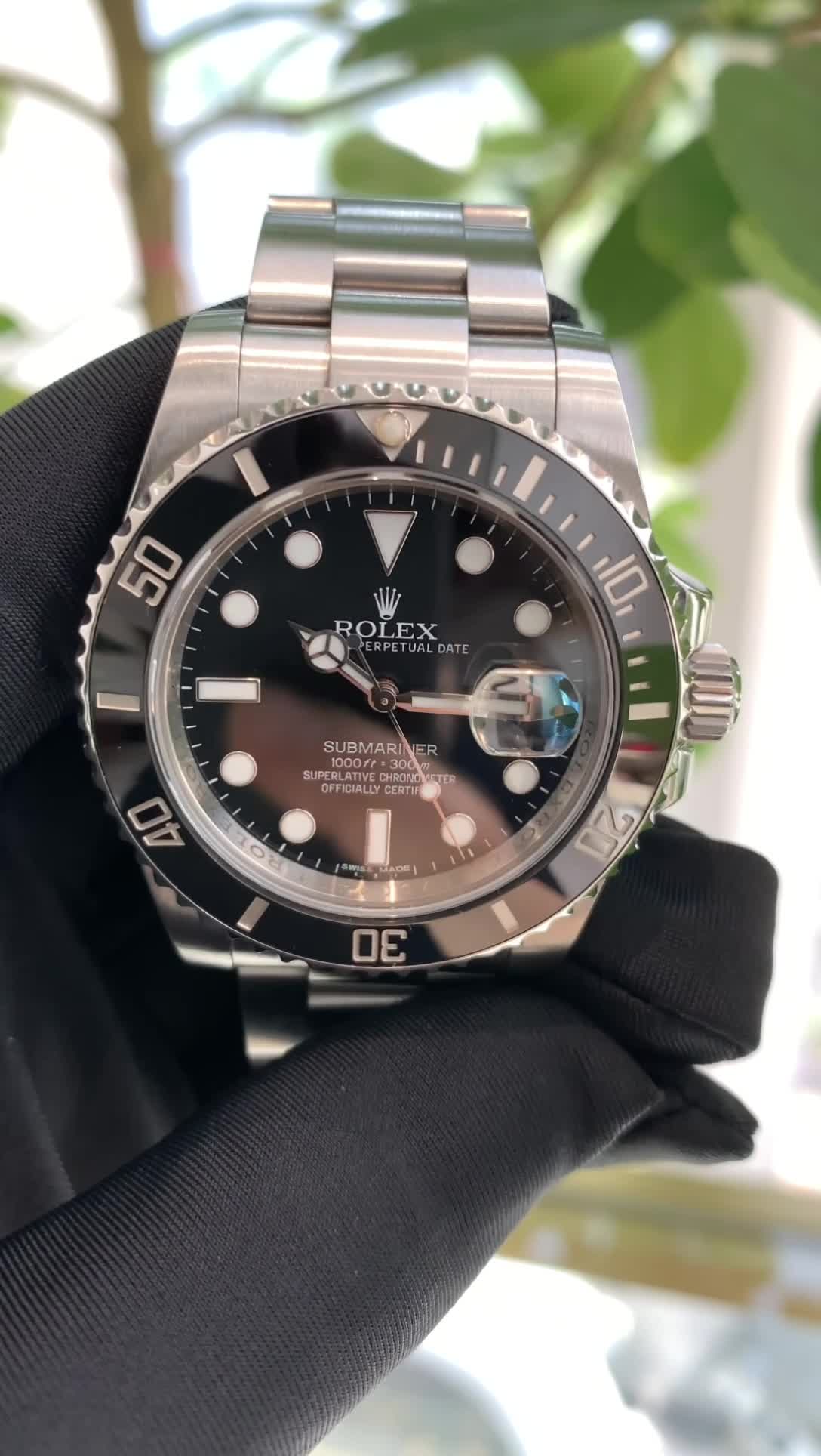 Rolex Submariner Oyster Perpetual Date 40mm 116610LN