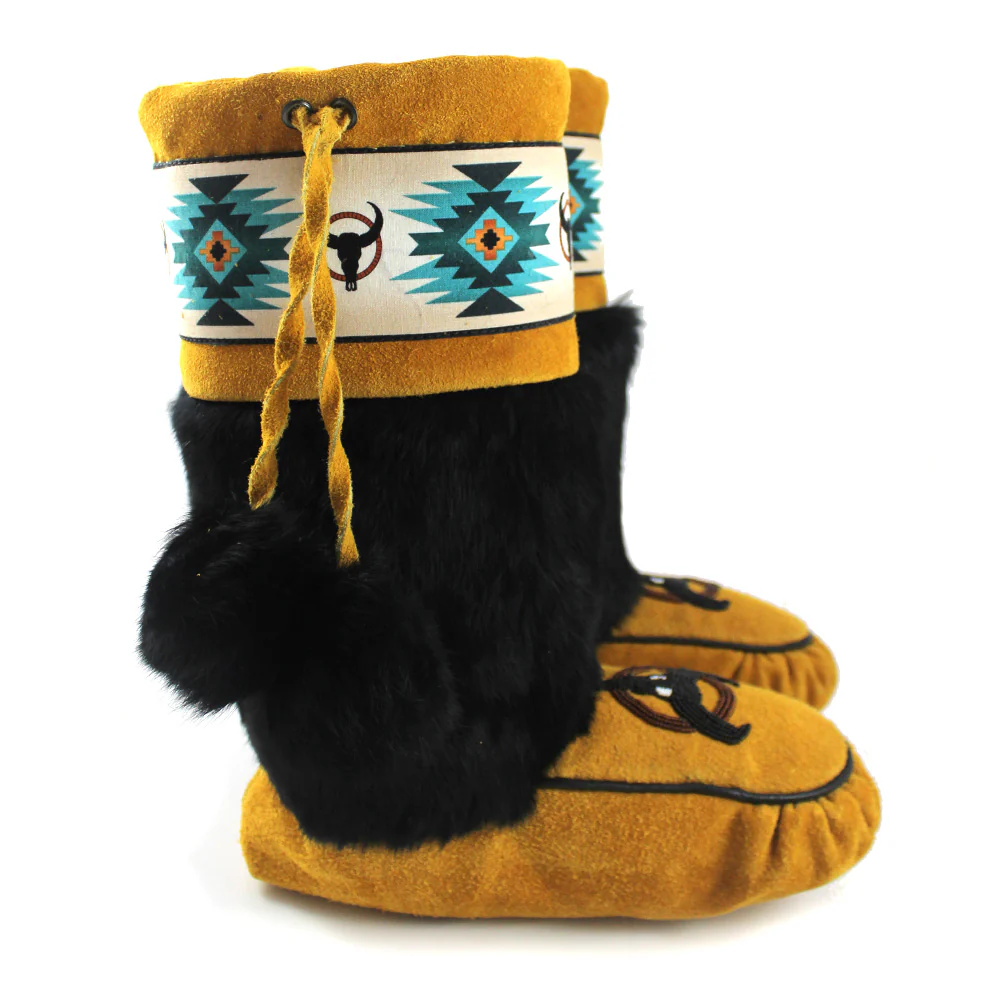 Phyllis Queskekapow Mens 10 Mukluks