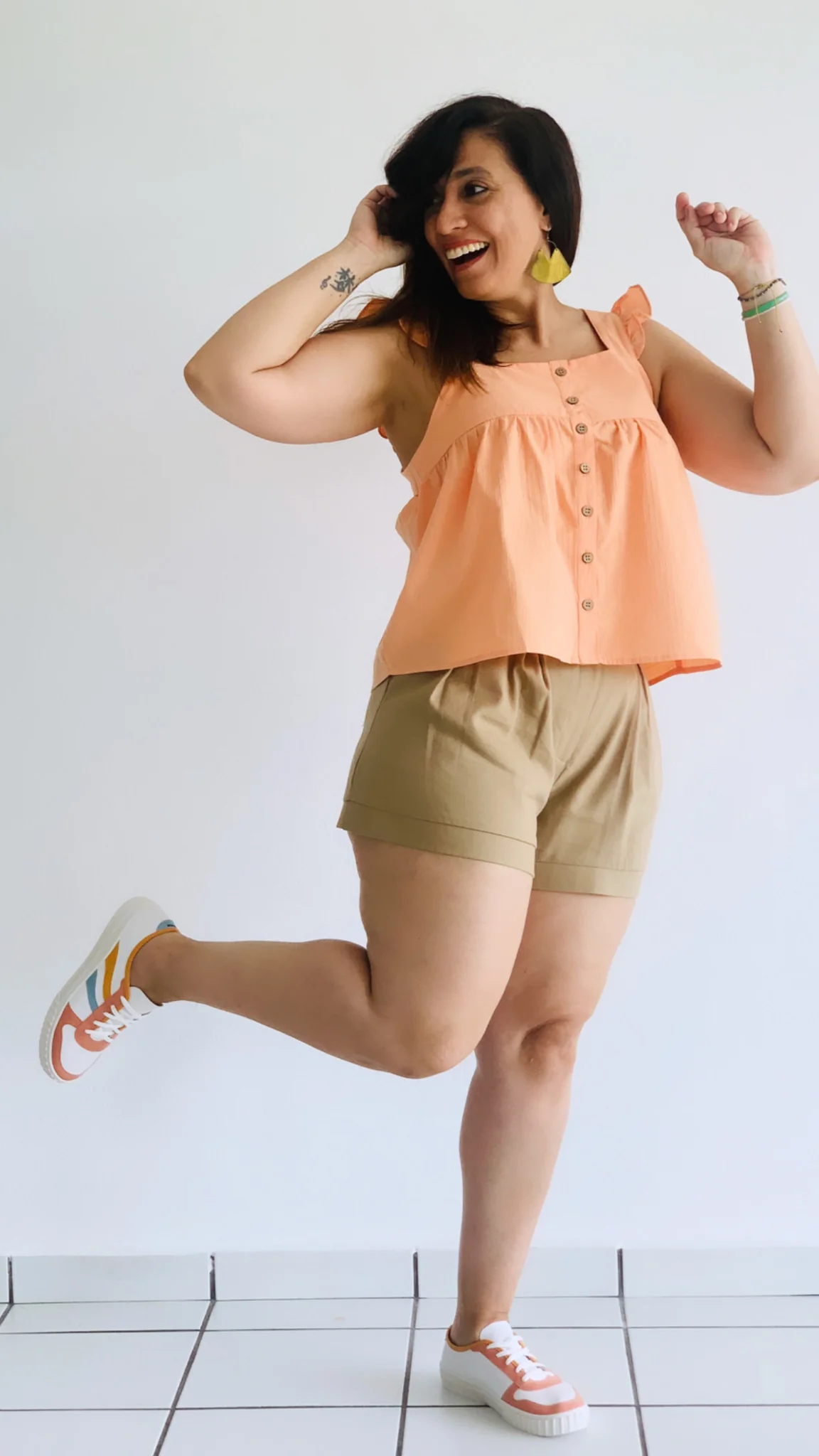 Multi Coral Sneakers - WINOKJZ