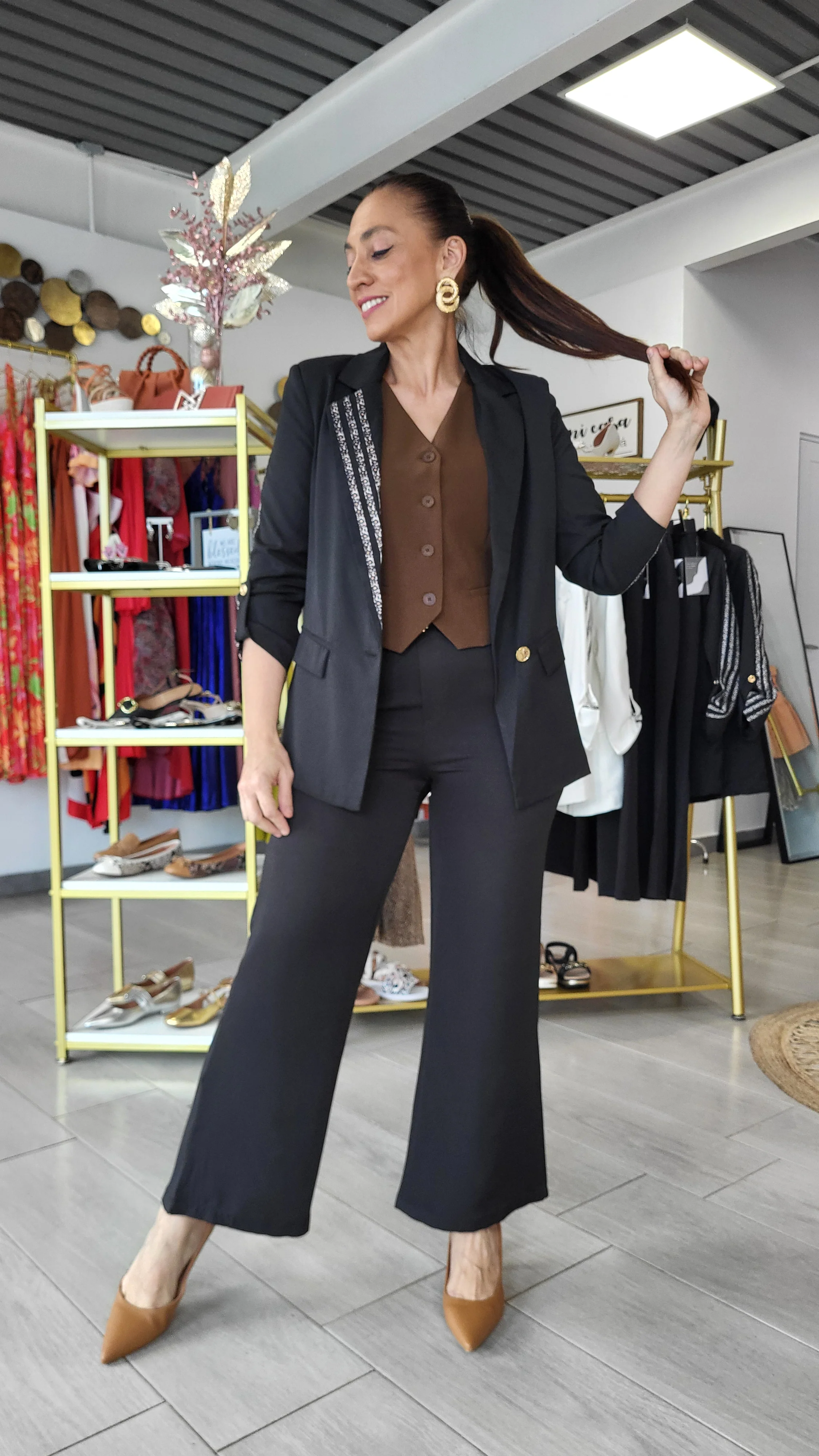 Black True Blazer - WINOKJZ