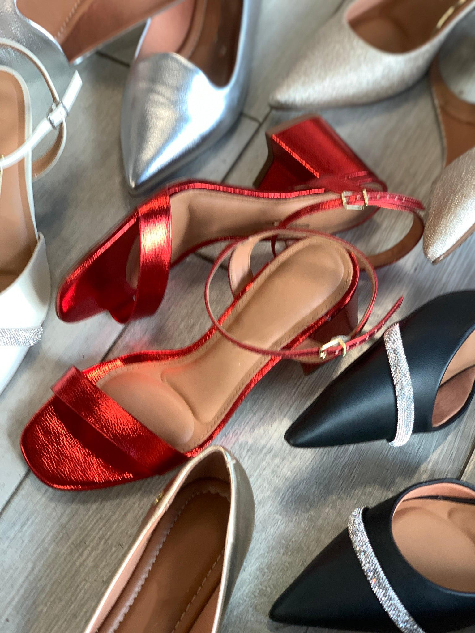 2�� Red Square Heel Sandals - WINOKJZ