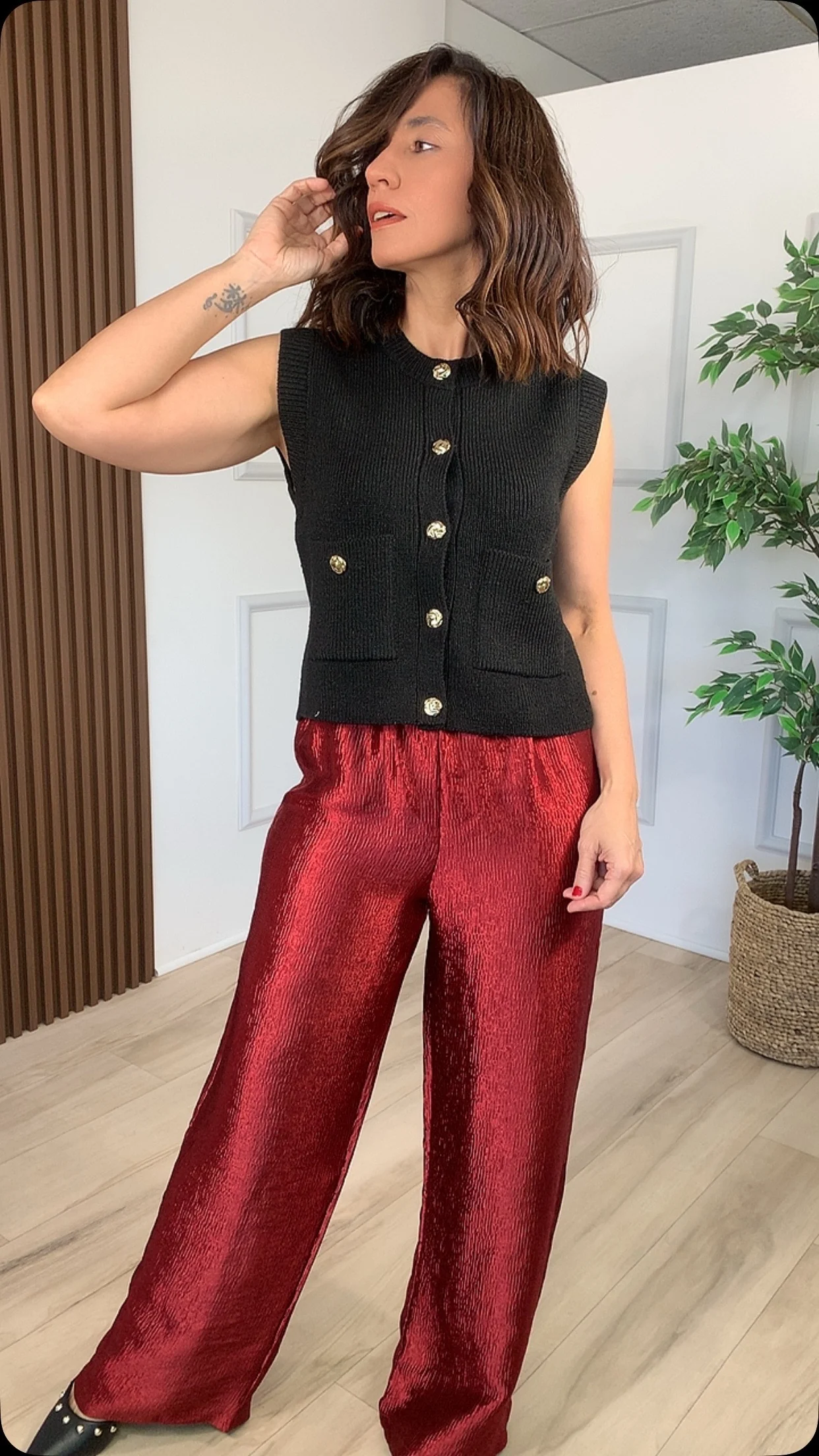 Quietud Black Vest - WINOKJZ