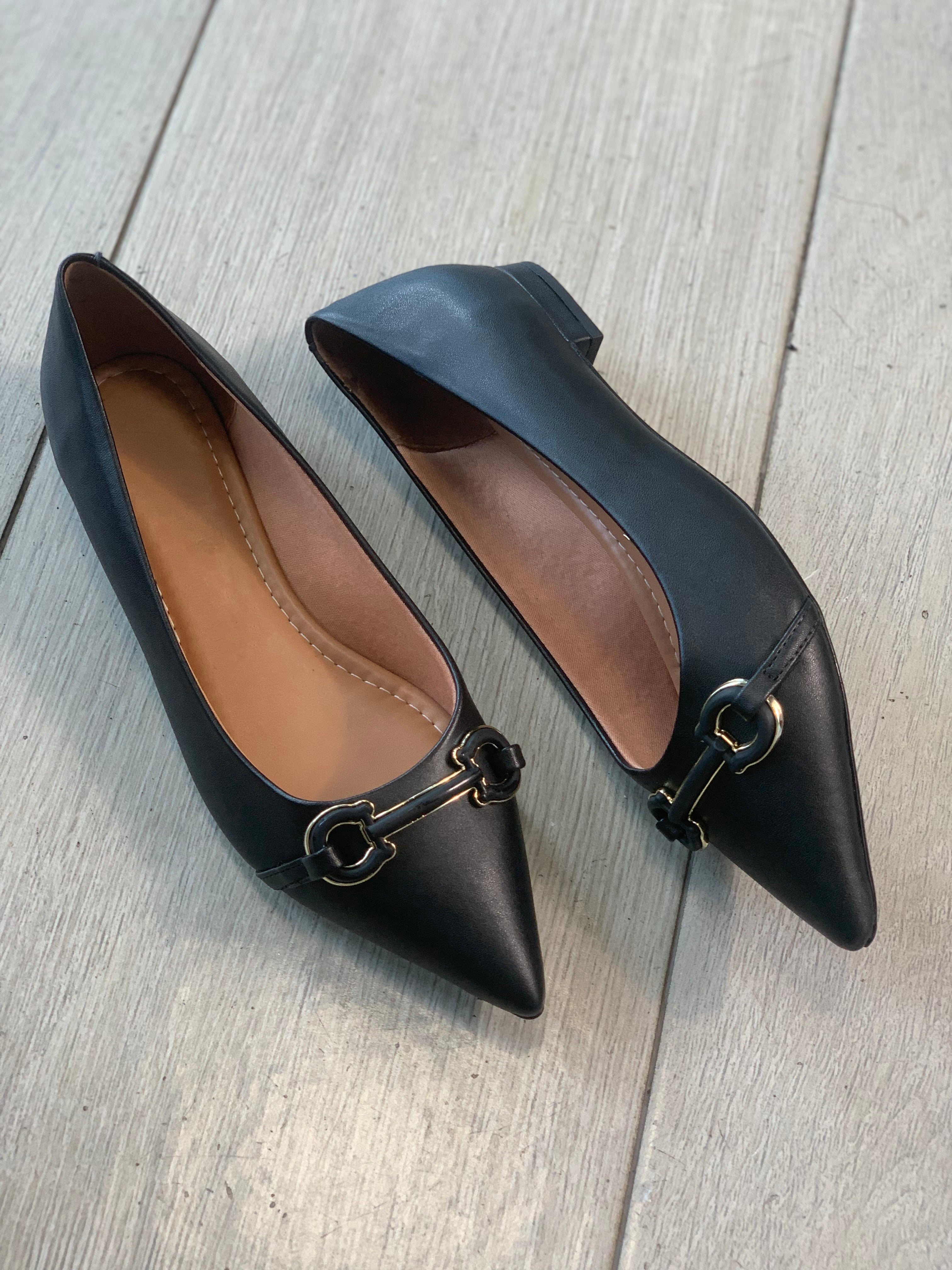 Black/Black Buckle Flats - WINOKJZ