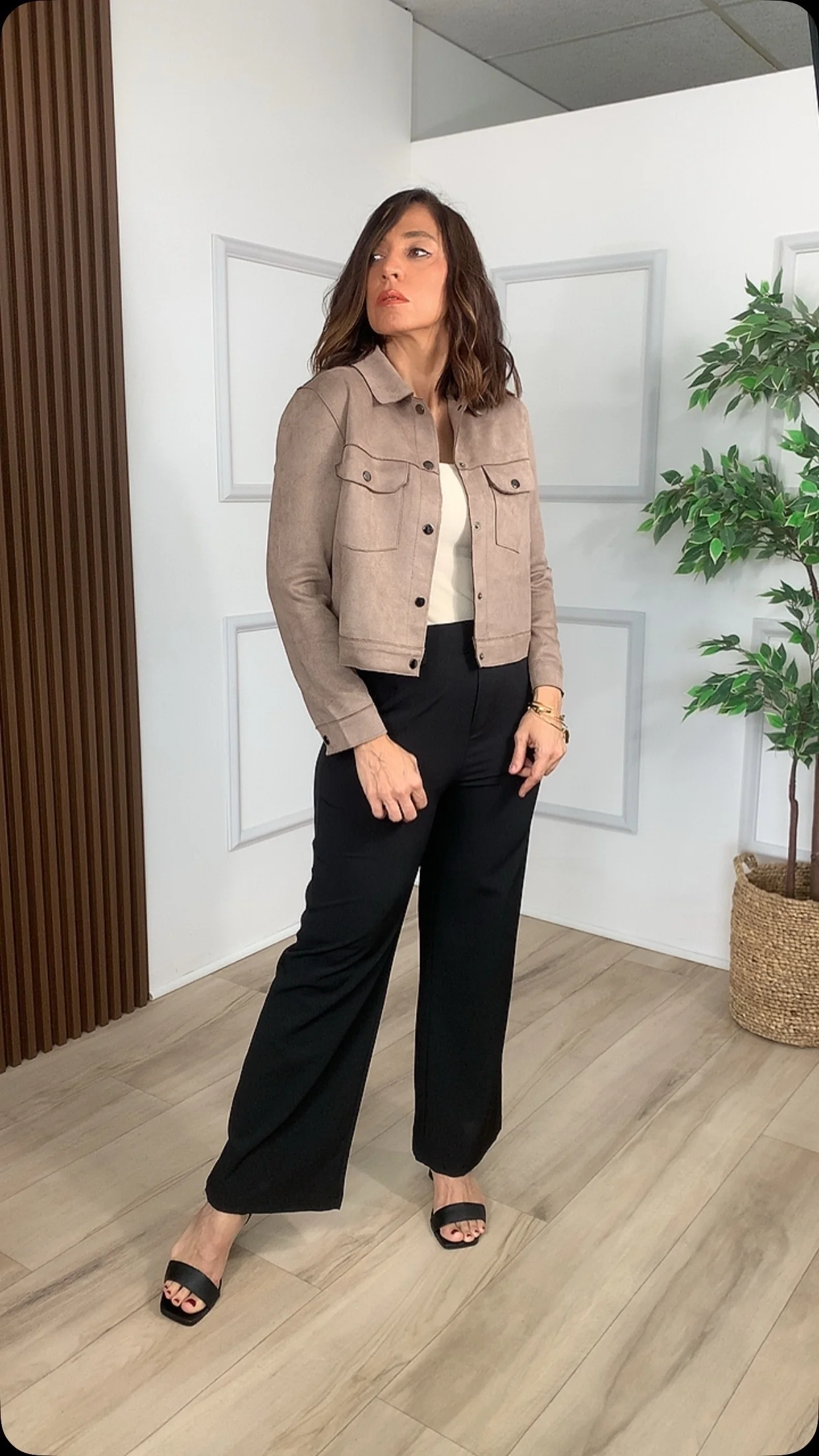 Renacer Black Pants - WINOKJZ