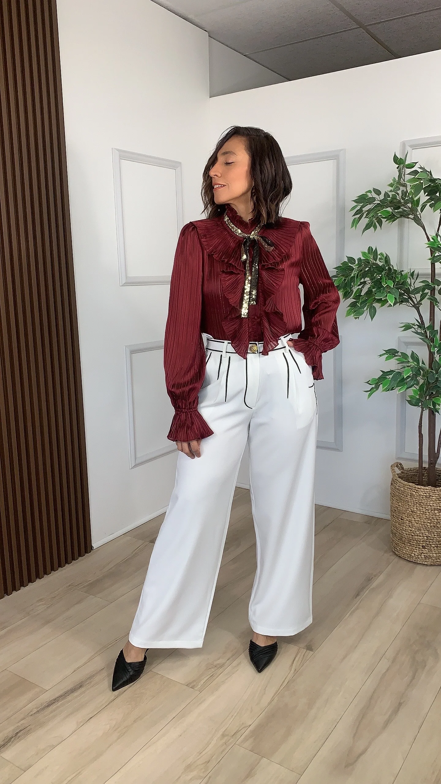 Burgundy Bow Tie Blouse - WINOKJZ