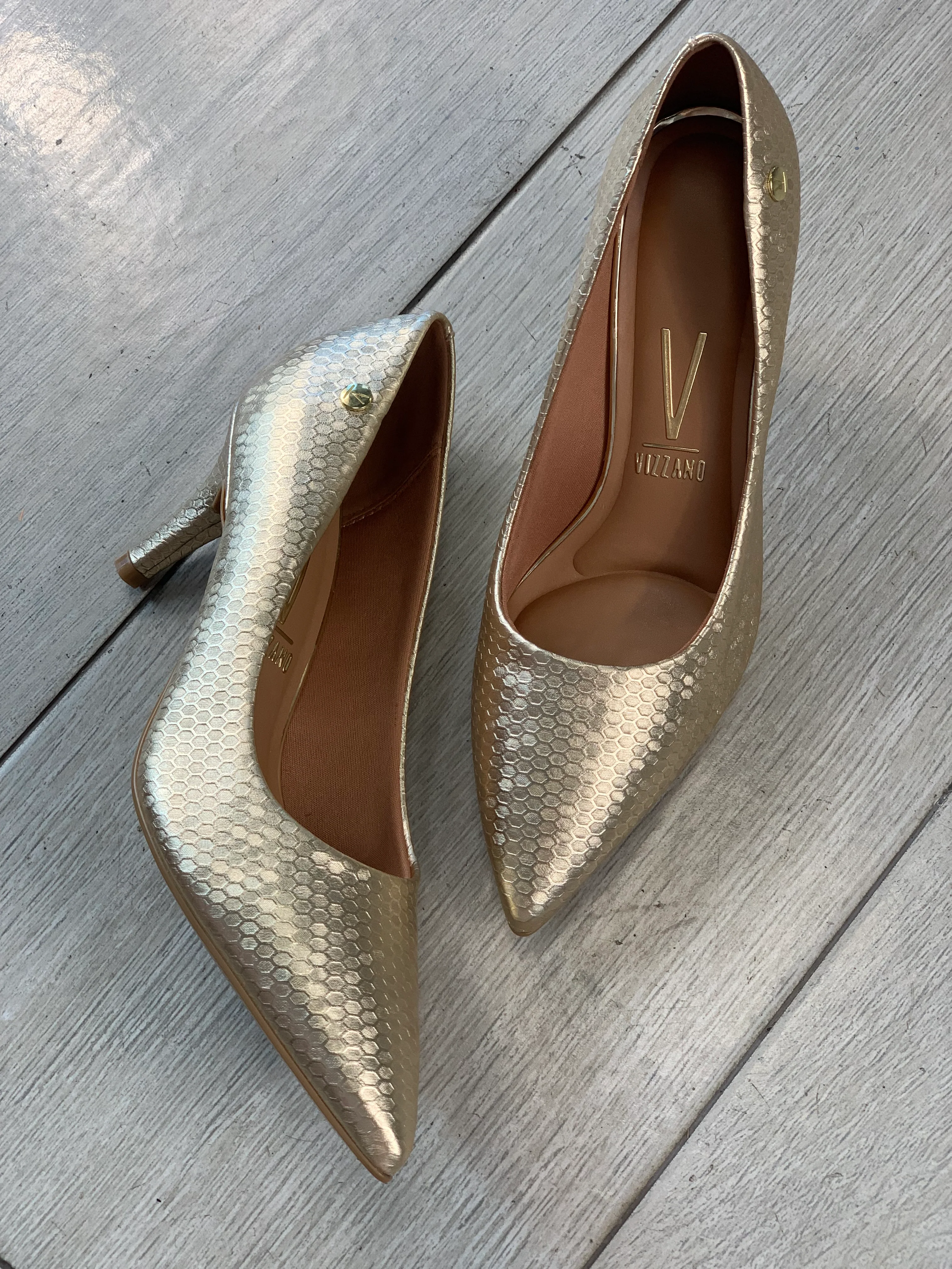 Gold Textured Heels - WINOKJZ