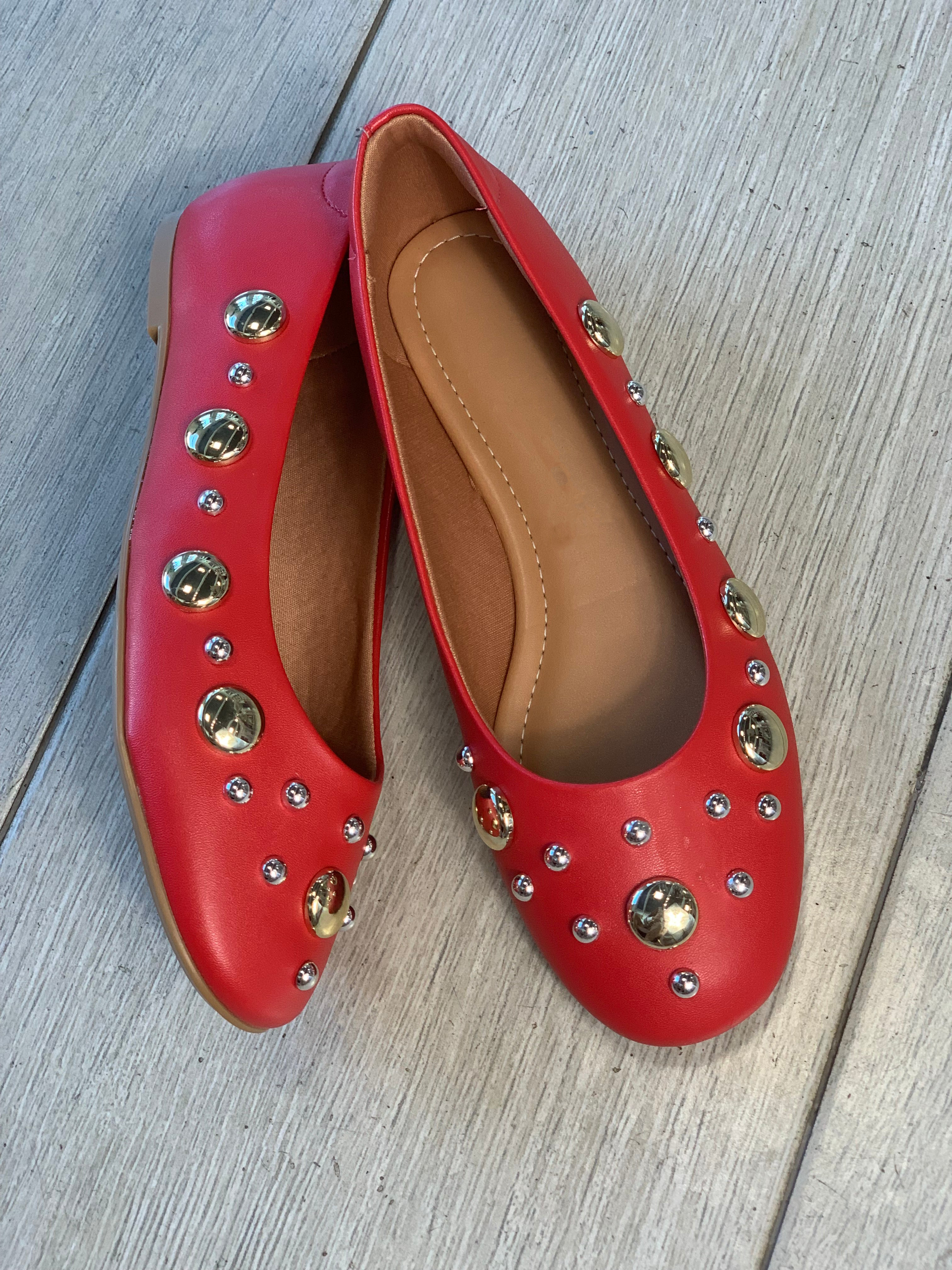 Red Studded Flats - WINOKJZ