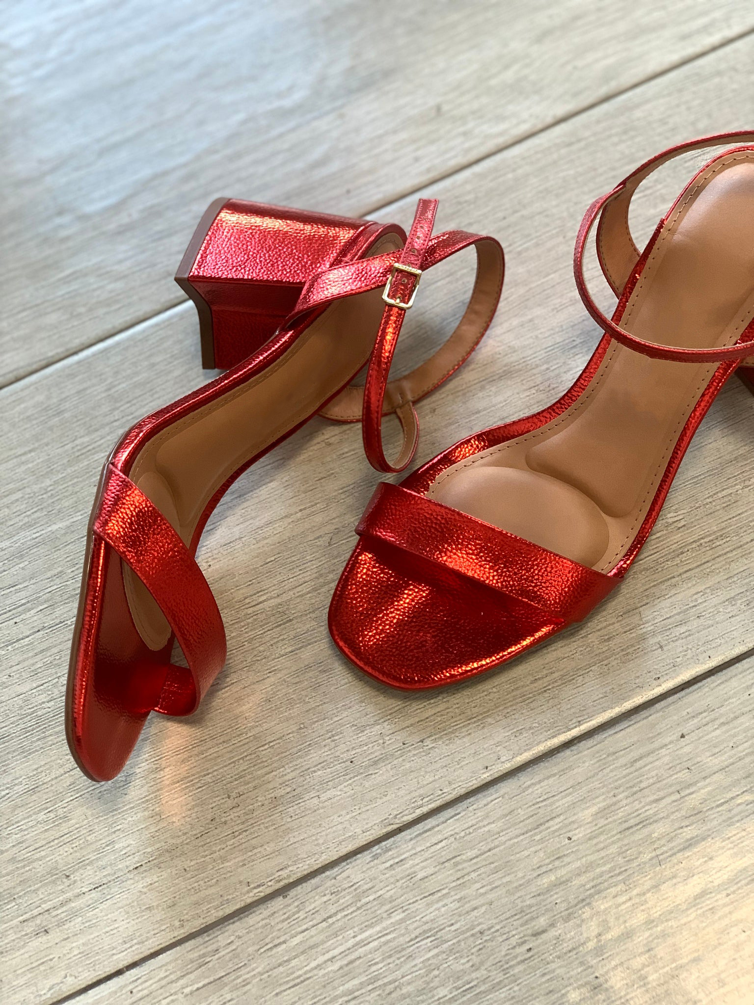 2�� Red Square Heel Sandals - WINOKJZ